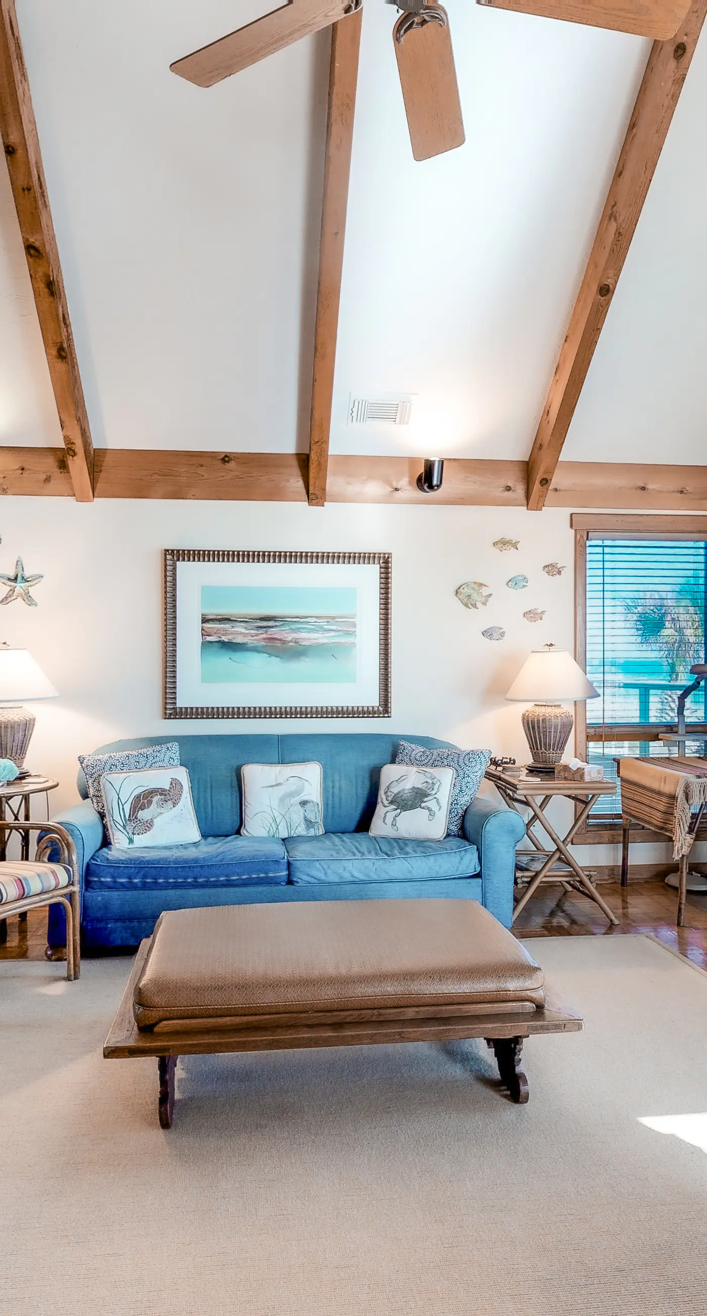 Snowbird-friendly beachfront home with a pool, tennis, washer/dryer, fireplace