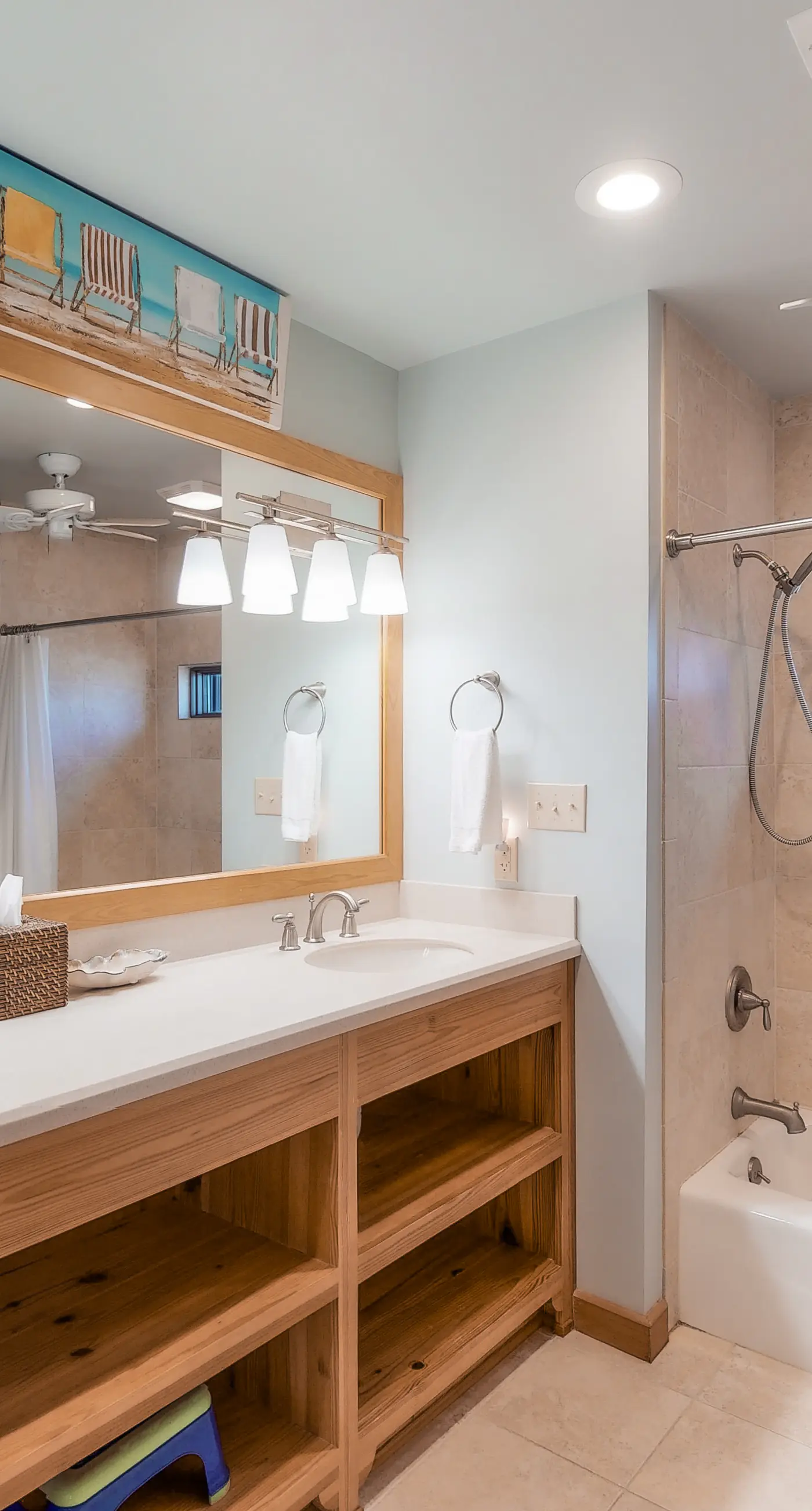 Snowbird-friendly beachfront home with a pool, tennis, washer/dryer, fireplace