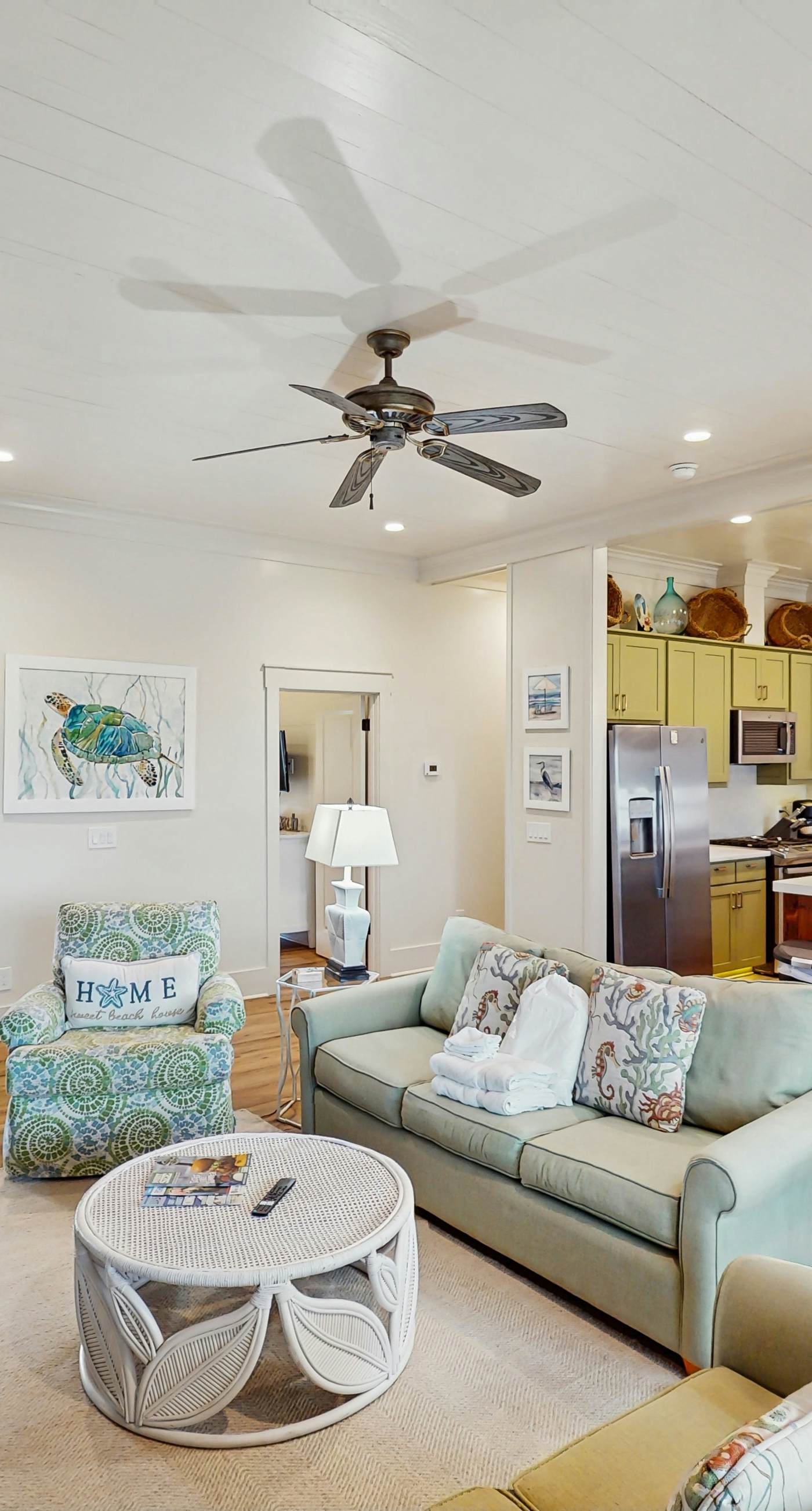 Spacious home with private pool & full kitchen, close to beach