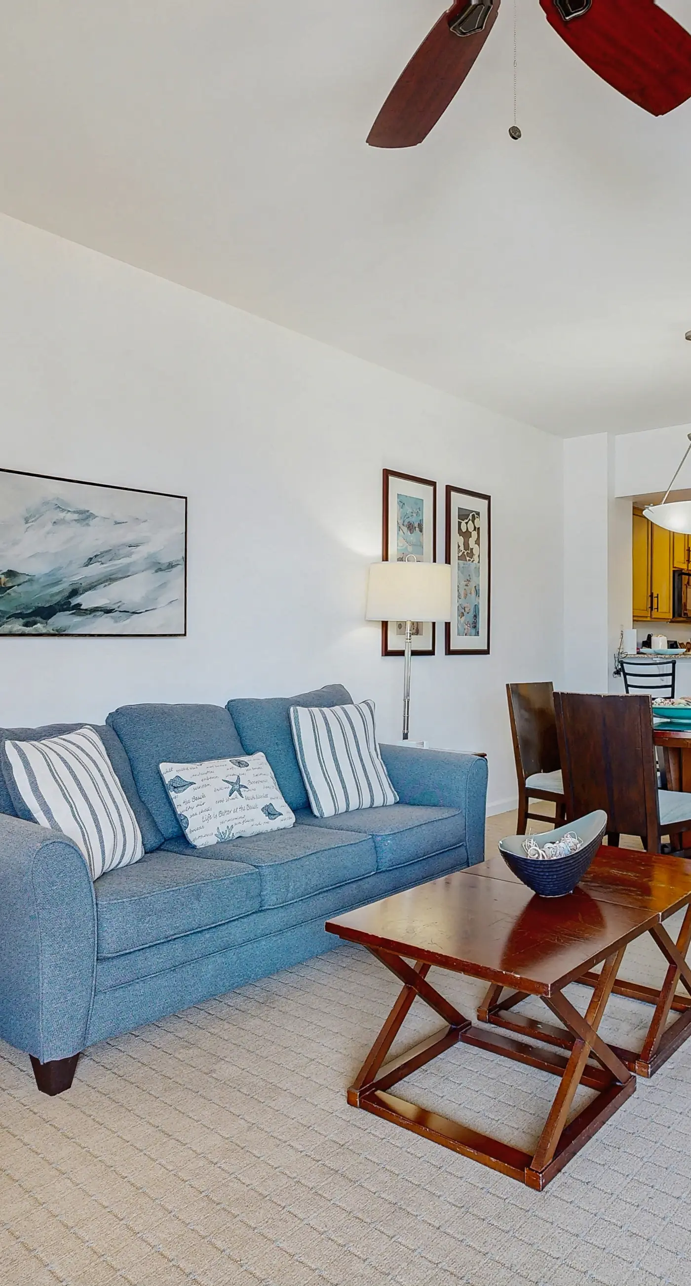 Coastal condo, shared pools, Onsite eateries, Spa, Wifi