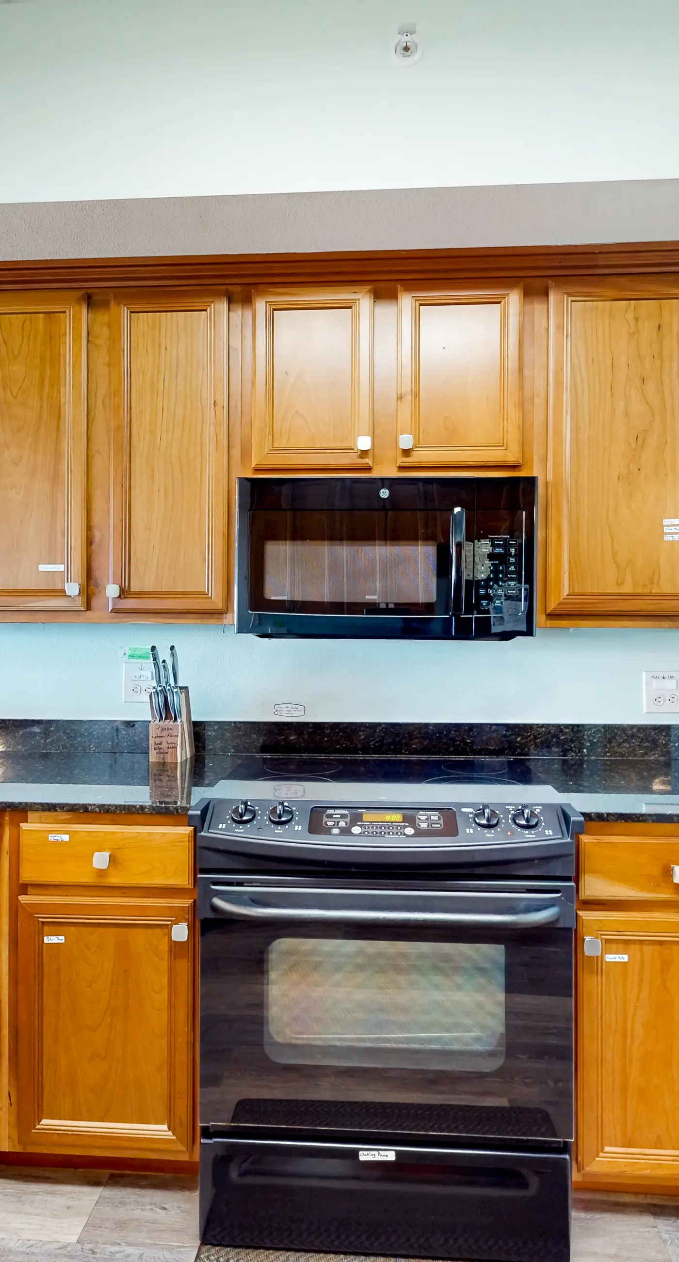 Mexico Beach condo w/ full beach view, central AC, and shared pool & hot tub