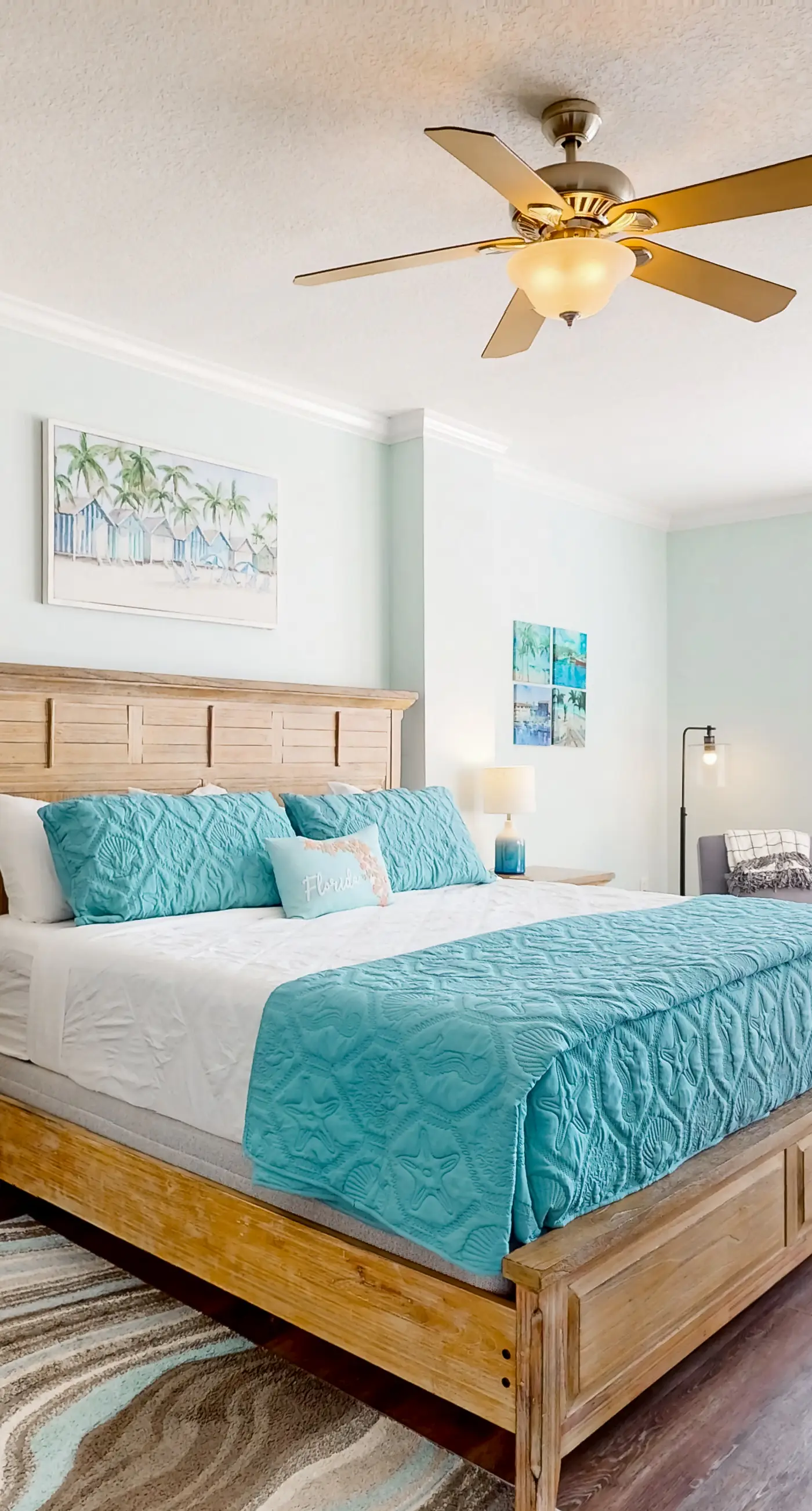 Mexico Beach condo w/ full beach view, central AC, and shared pool & hot tub