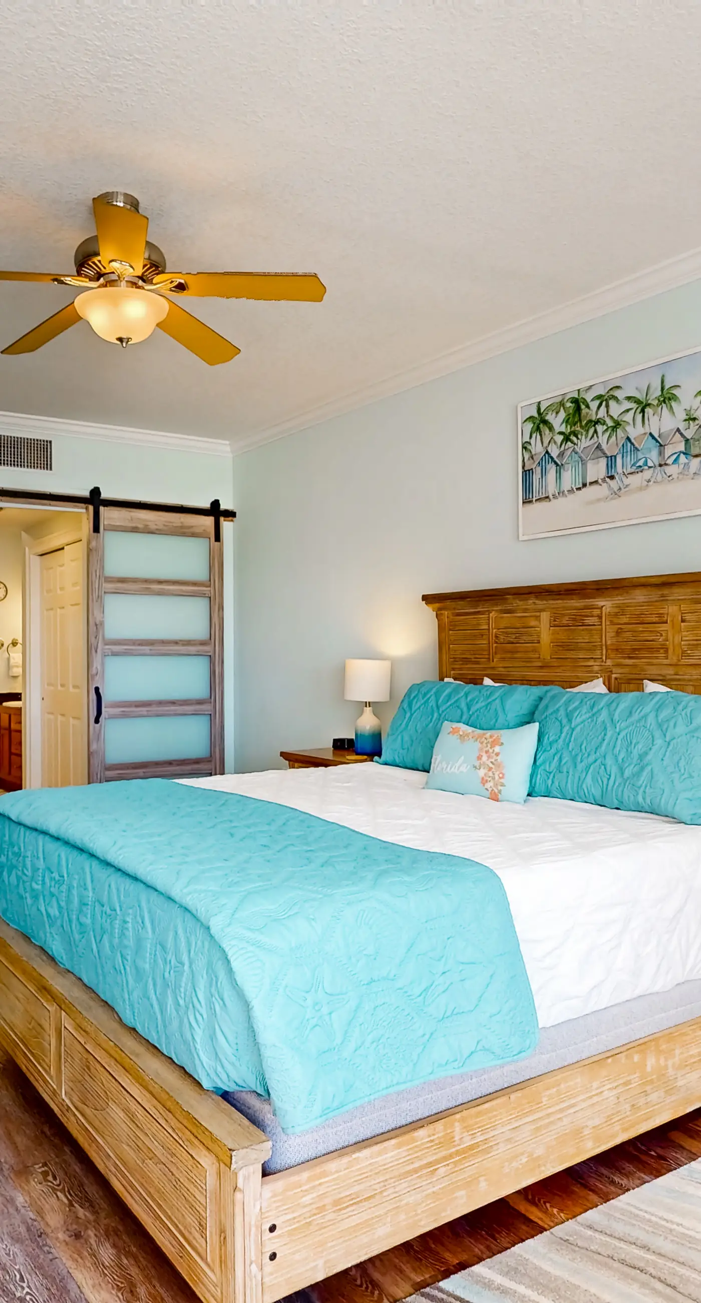 Mexico Beach condo w/ full beach view, central AC, and shared pool & hot tub