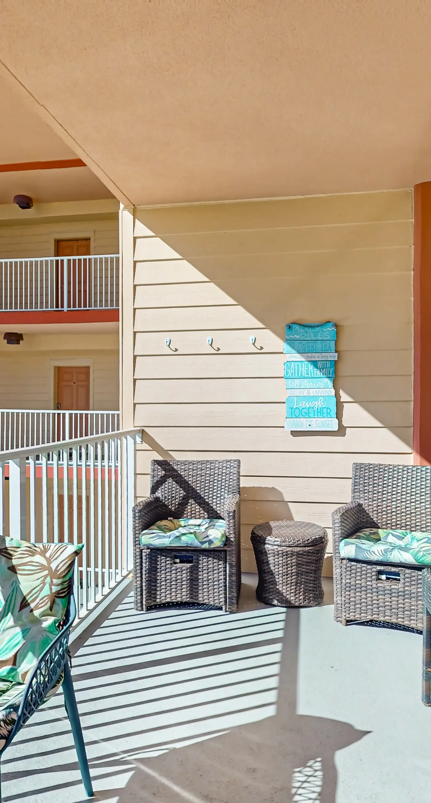 Mexico Beach condo w/ full beach view, central AC, and shared pool & hot tub