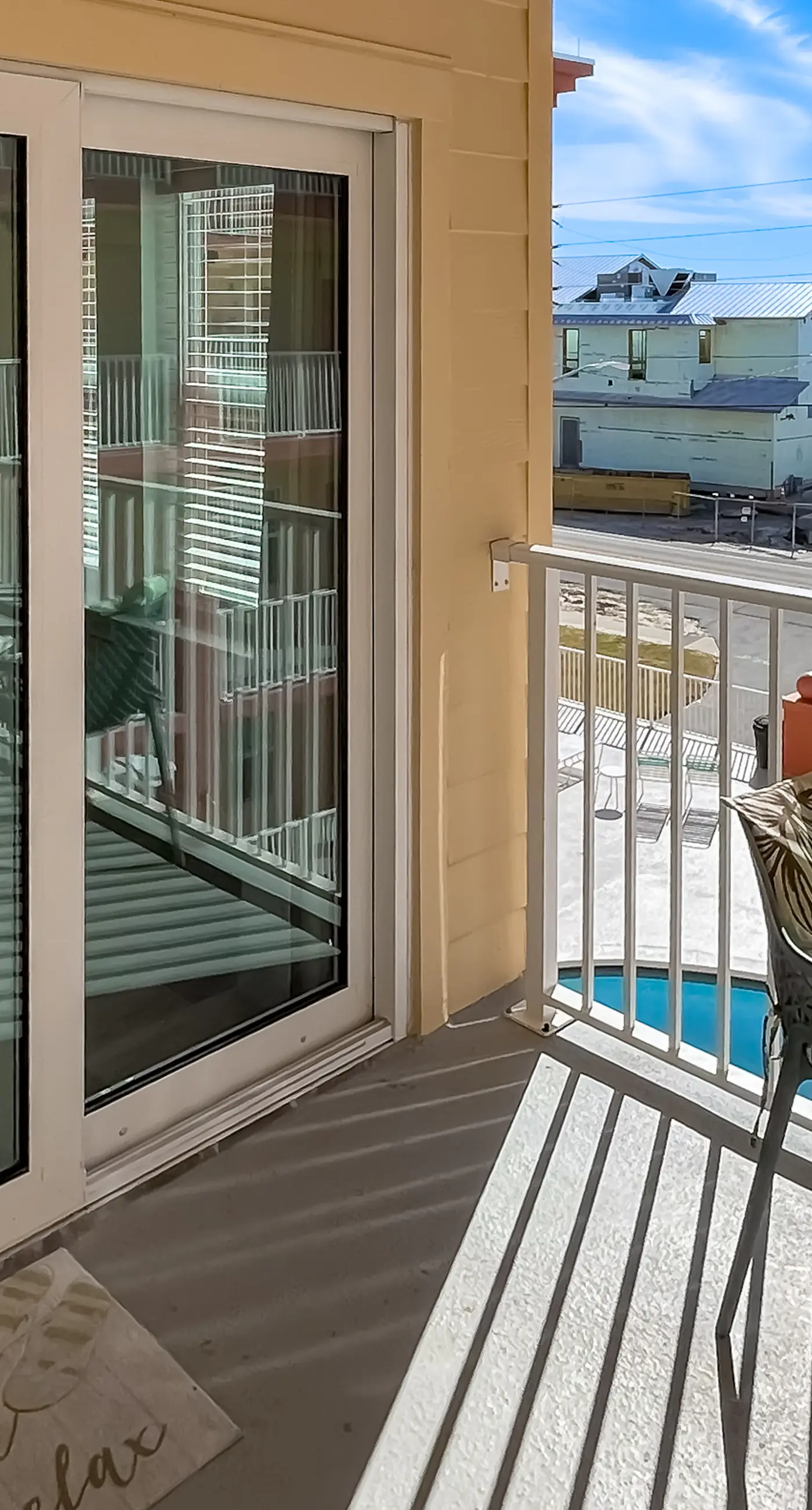 Mexico Beach condo w/ full beach view, central AC, and shared pool & hot tub