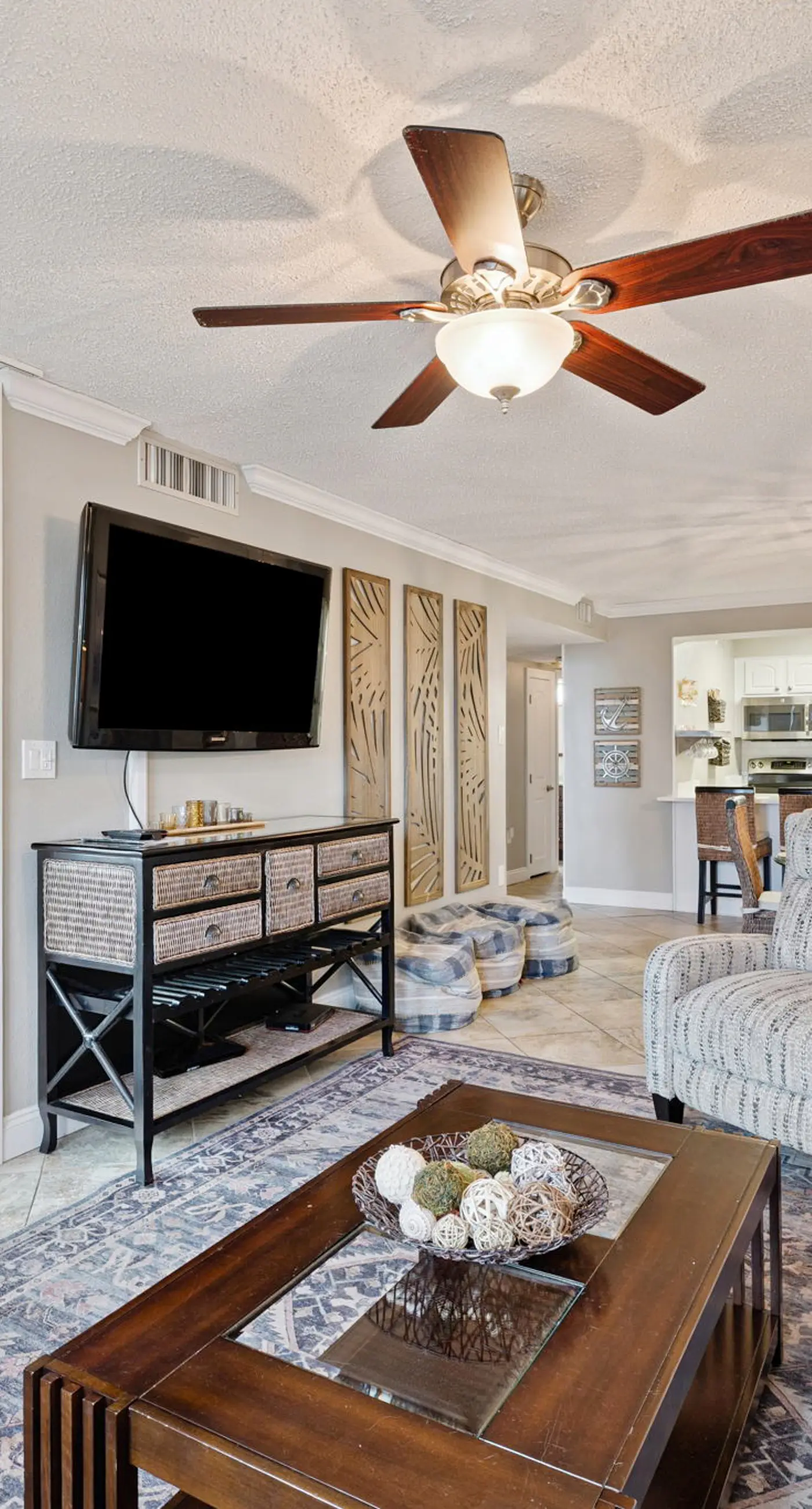 Bright ocean-view condo with community pool and direct beach walkway