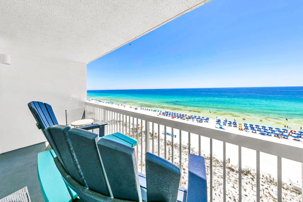 Beachfront Destin Pelican Beach Resort Condo, 9th Fl Gulf Views, Pools & Hot Tub