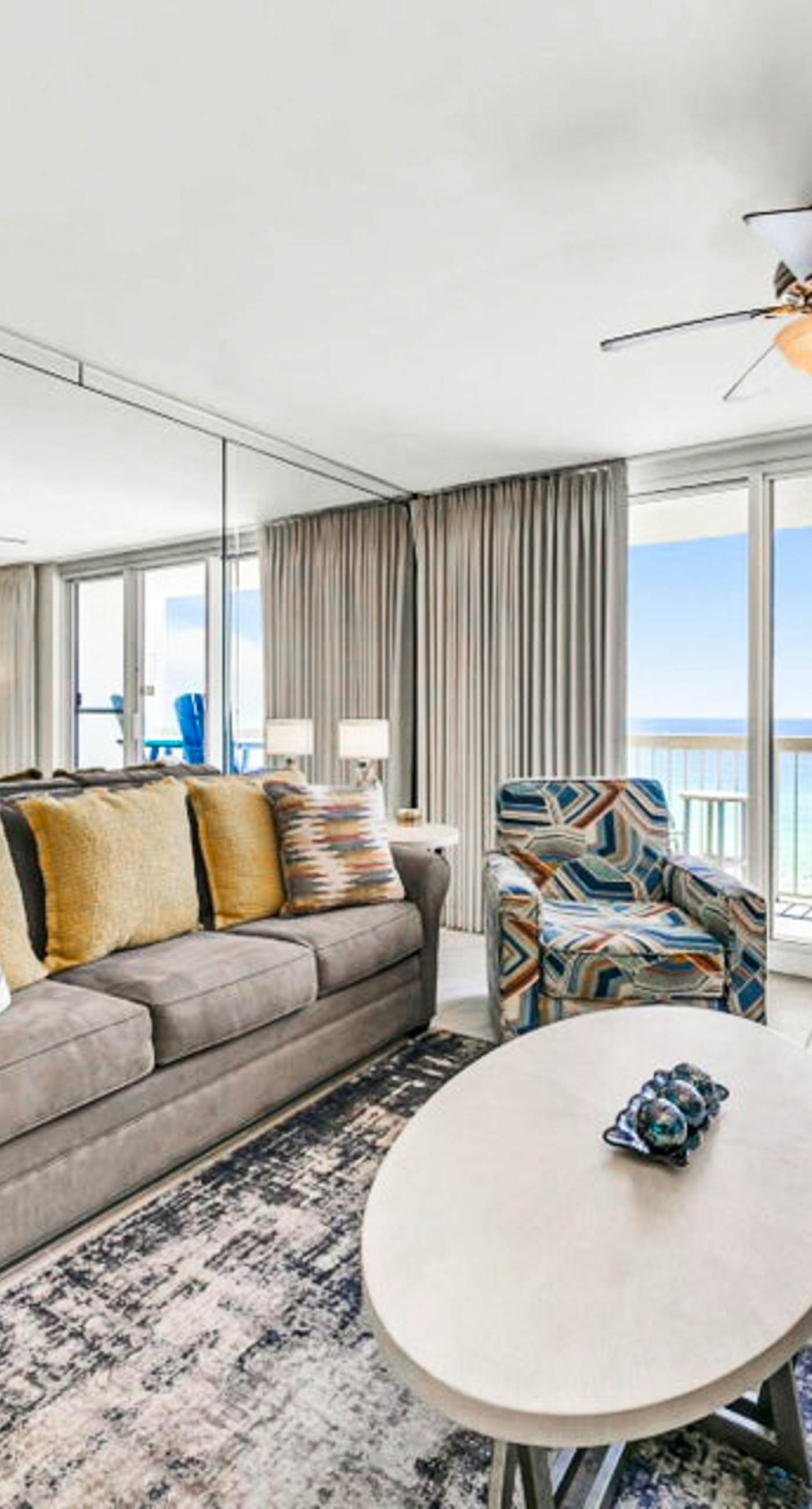  Beachfront Pelican Beach Resort Condo, 9th Fl Gulf Views, Pools & Hot Tub, Destin