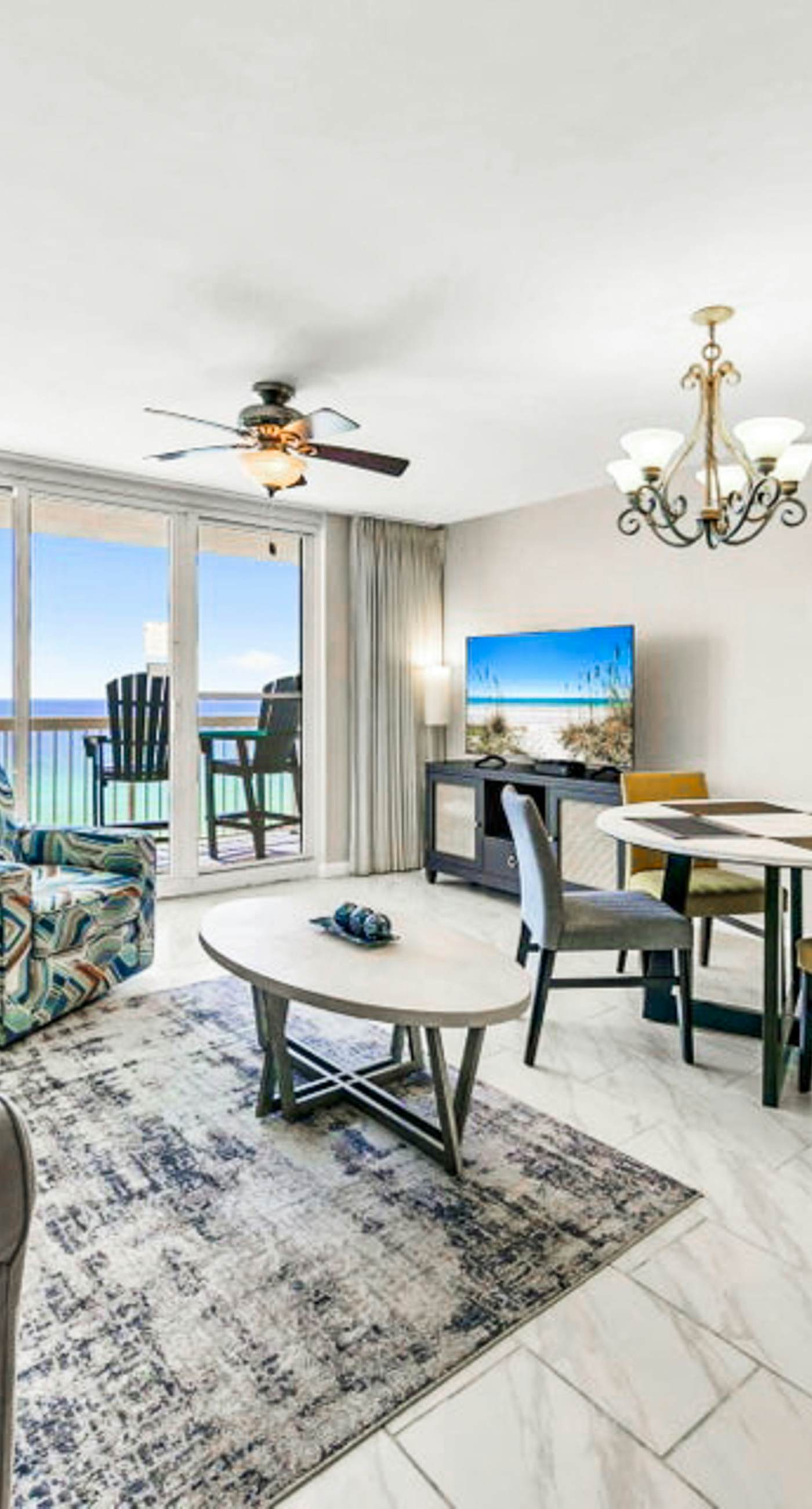  Beachfront Pelican Beach Resort Condo, 9th Fl Gulf Views, Pools & Hot Tub, Destin