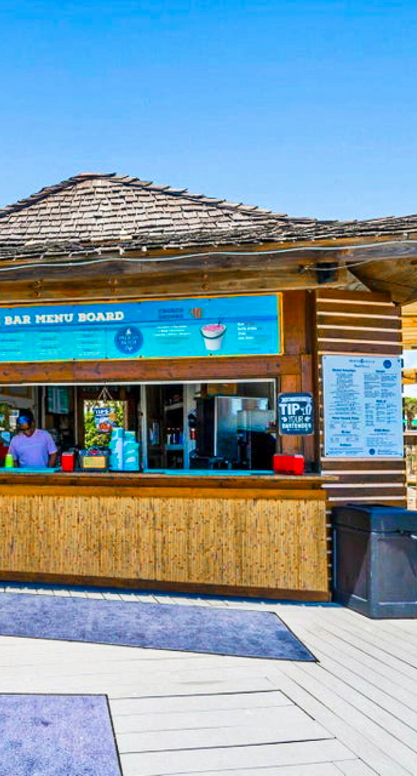  Beachfront Pelican Beach Resort Condo, 9th Fl Gulf Views, Pools & Hot Tub, Destin