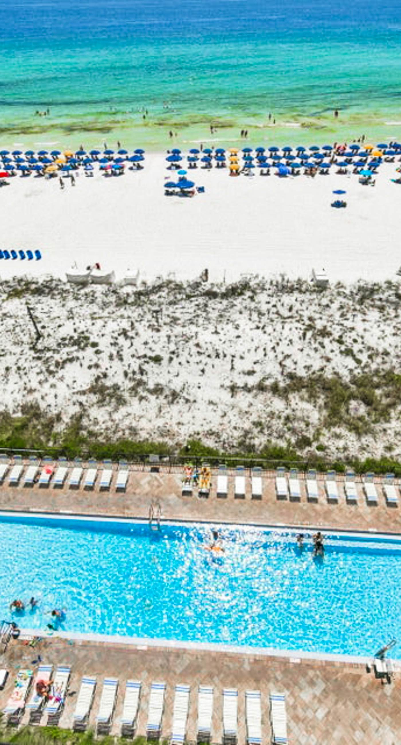  Beachfront Pelican Beach Resort Condo, 9th Fl Gulf Views, Pools & Hot Tub, Destin