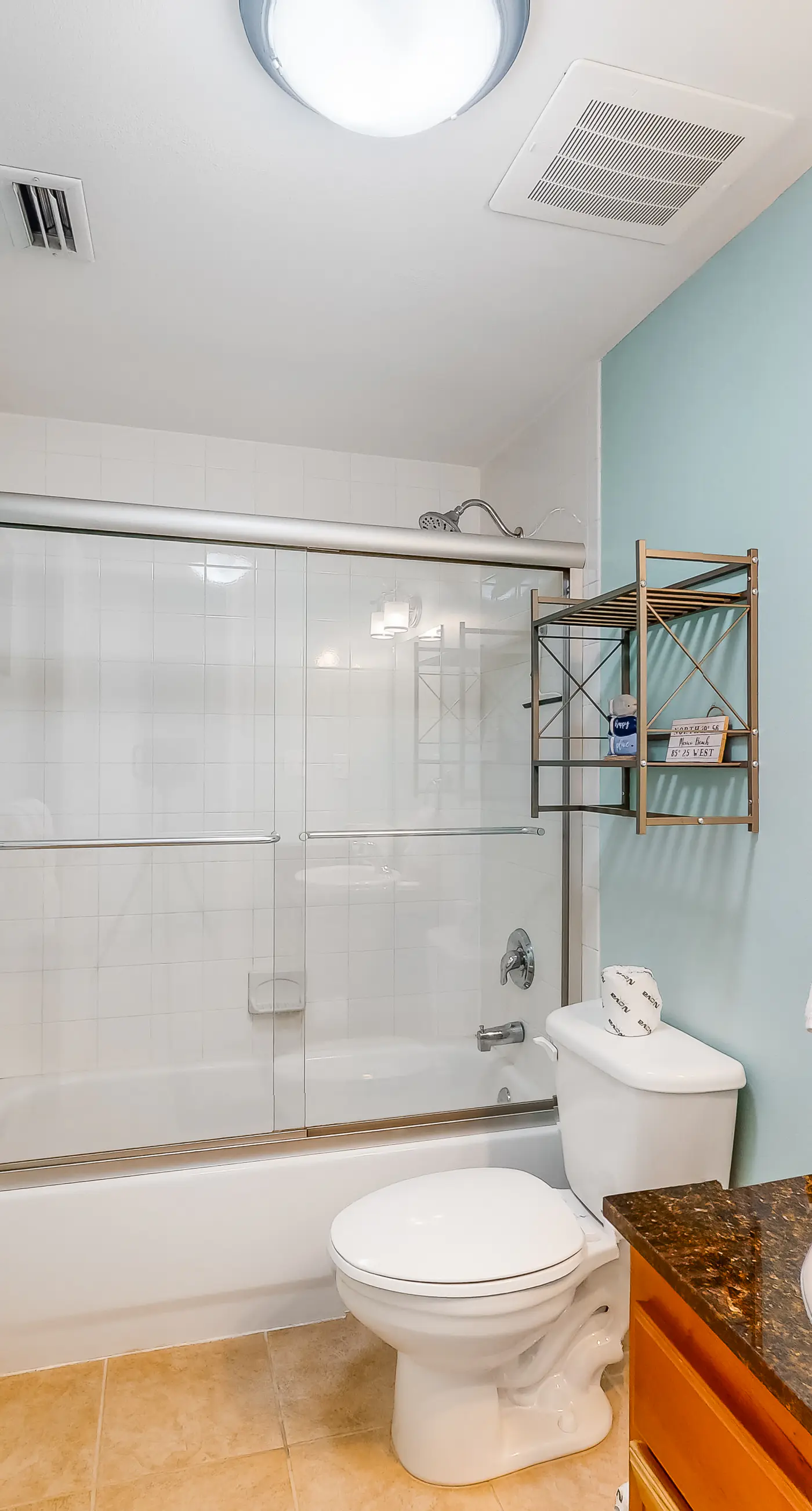 Second Floor Condo a/ Ocean View, Shared Pool & Hot Tub, High-Speed WiFi, & W/D