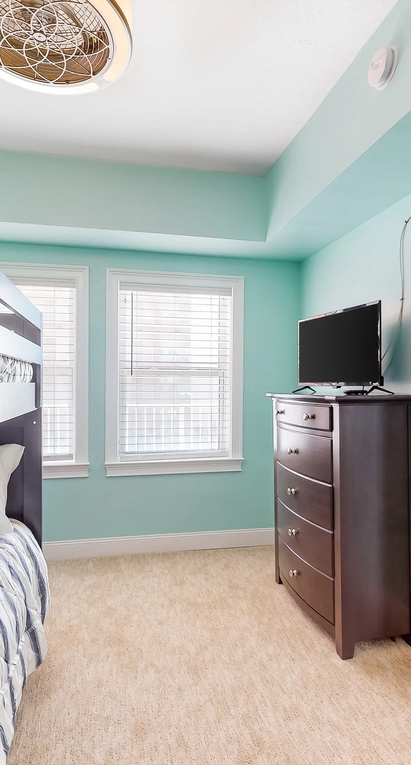 Second Floor Condo a/ Ocean View, Shared Pool & Hot Tub, High-Speed WiFi, & W/D