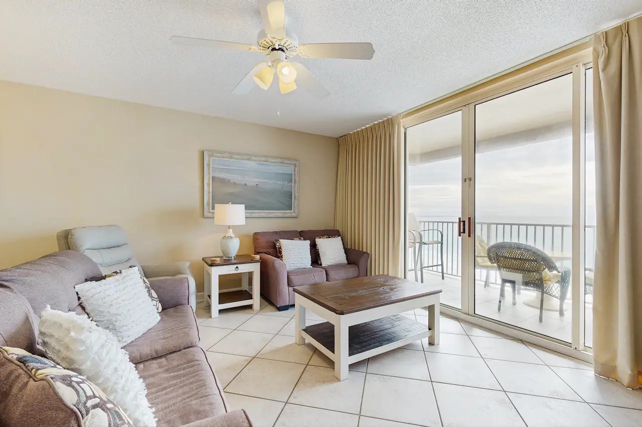 Photo inspiration: Gallery Detail: Coastal Condo With Gulf Views Shared Pool Washer And Dryer