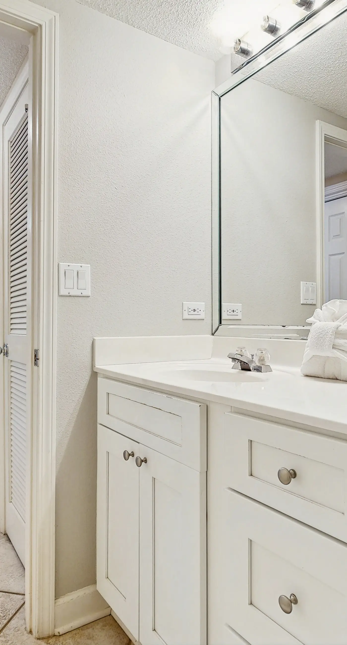 Island Princess 701- Coastal condo with Gulf views, Shared pool, washer and dryer, Wifi