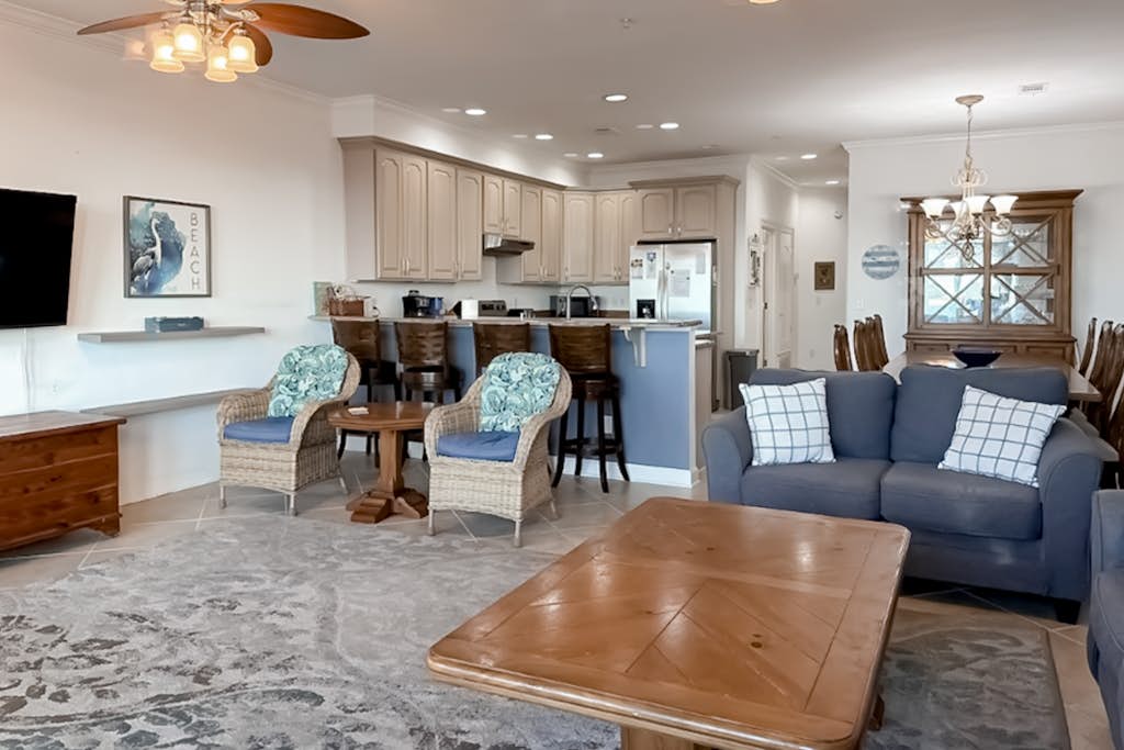 Gorgeous Gulf front townhome, Gas grill and beach access