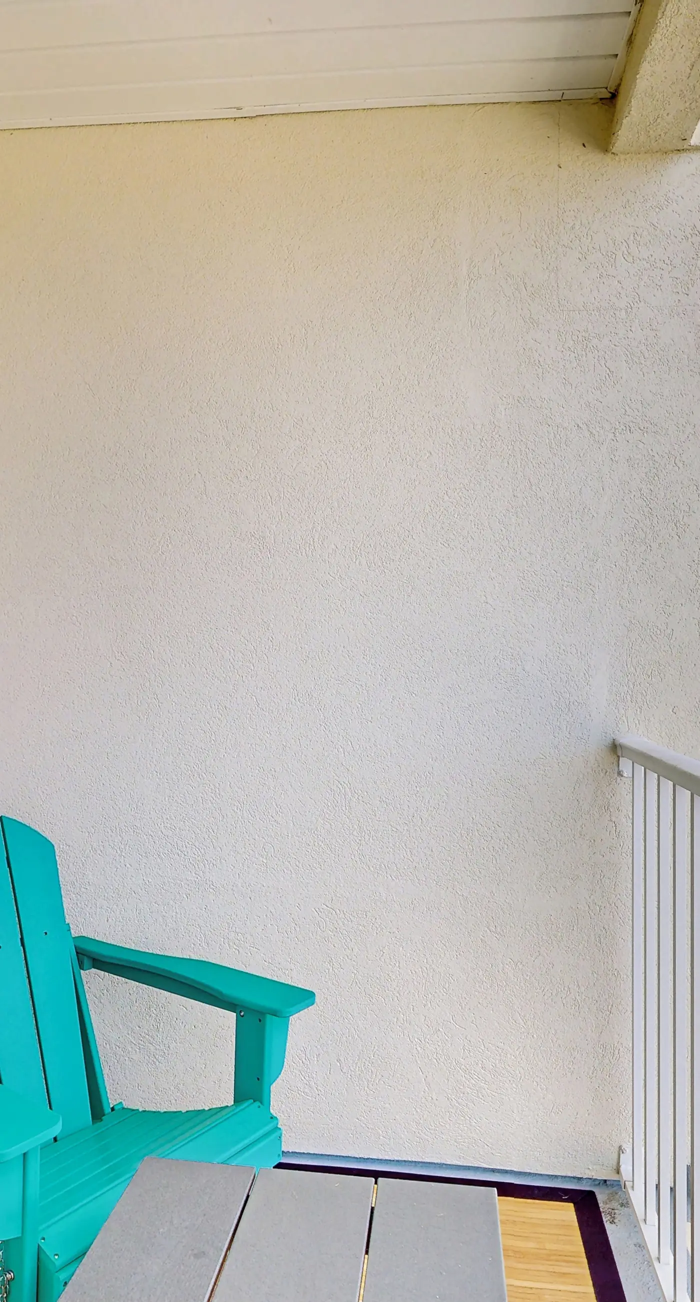 Cozy Coastal Gulf Island Condo with Shared Pool and Beach Access