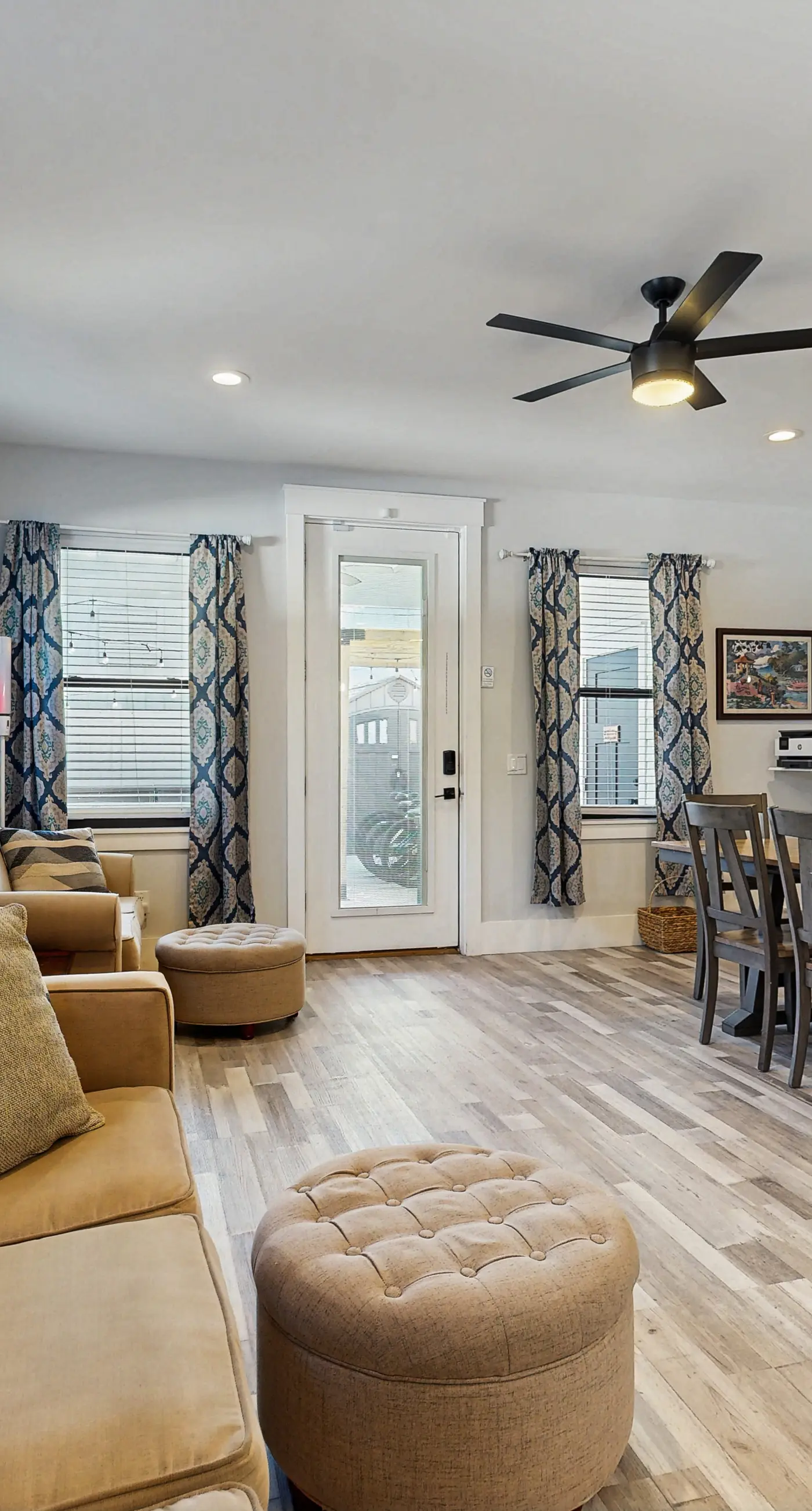 Gorgeous coastal home, dog friendly, private hot tub & close to beach