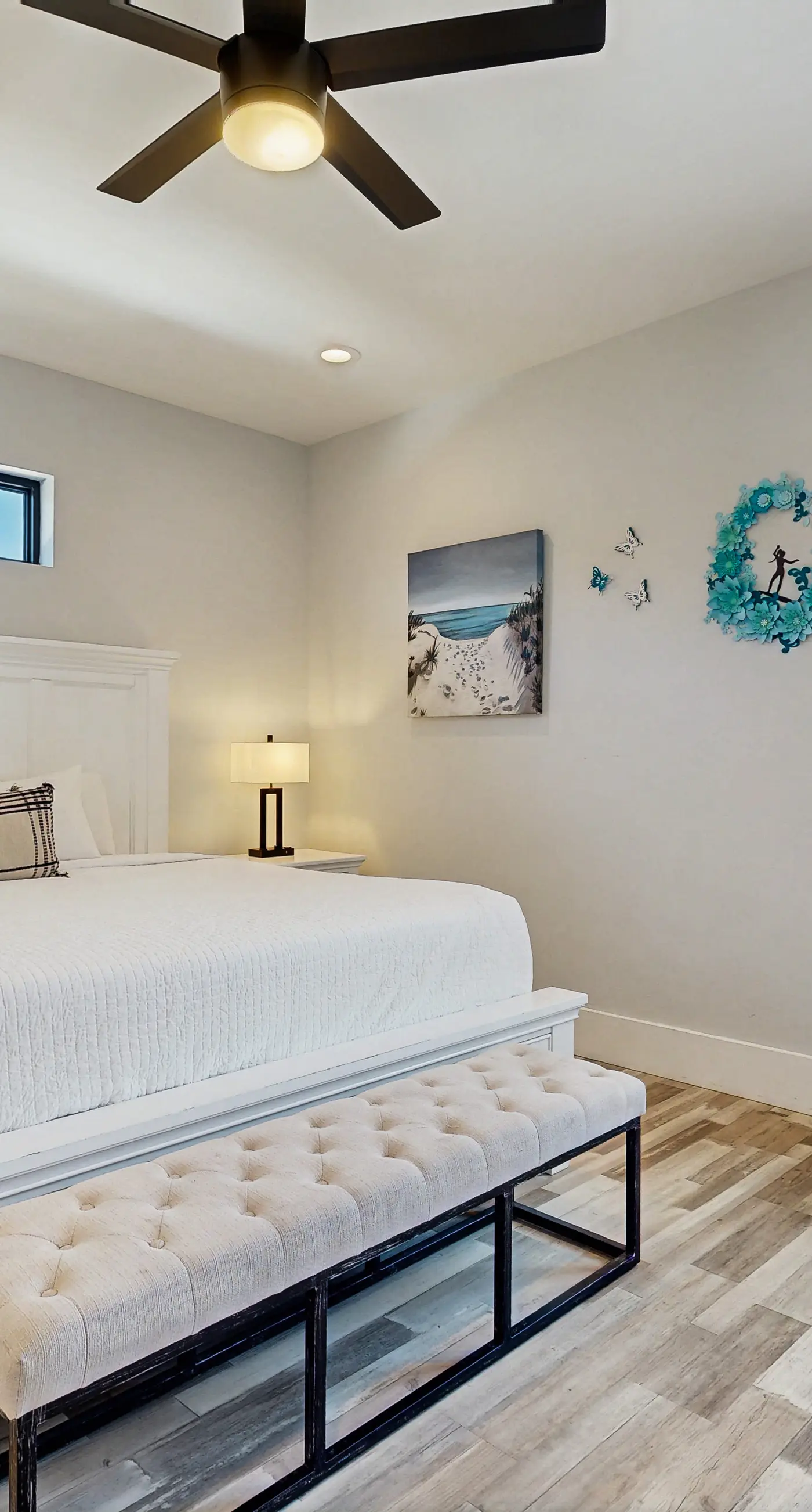Gorgeous coastal home, dog friendly, private hot tub & close to beach