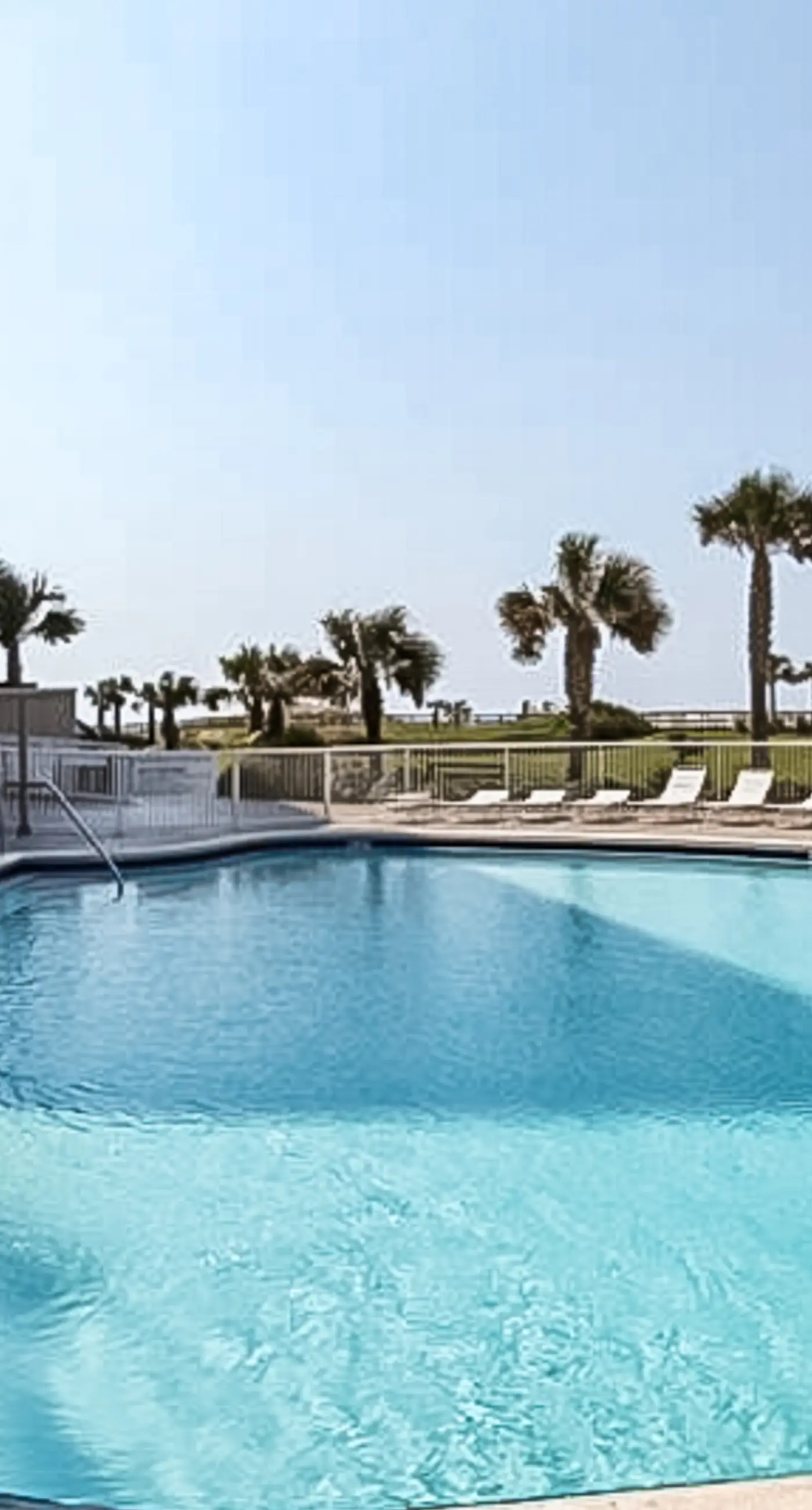 Gorgeous beachfront condo, shared pool and beach access