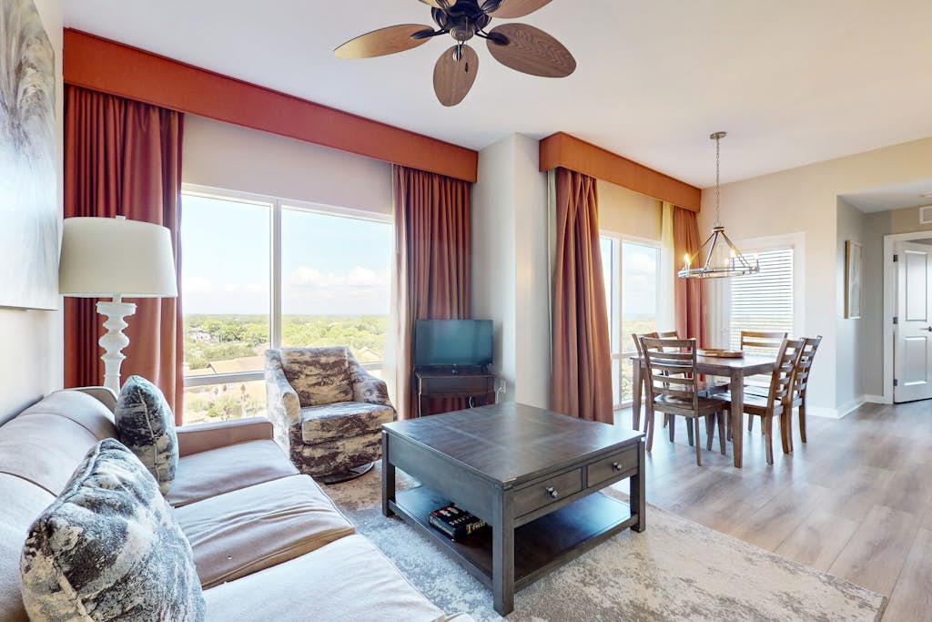2-unit bay-view Luau condo w/adjoining suite - near the beach | 2