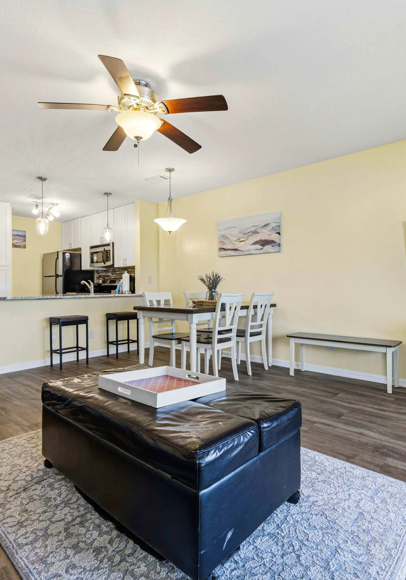 Spacious pet-friendly villa with full kitchen, shared pool & private beach access