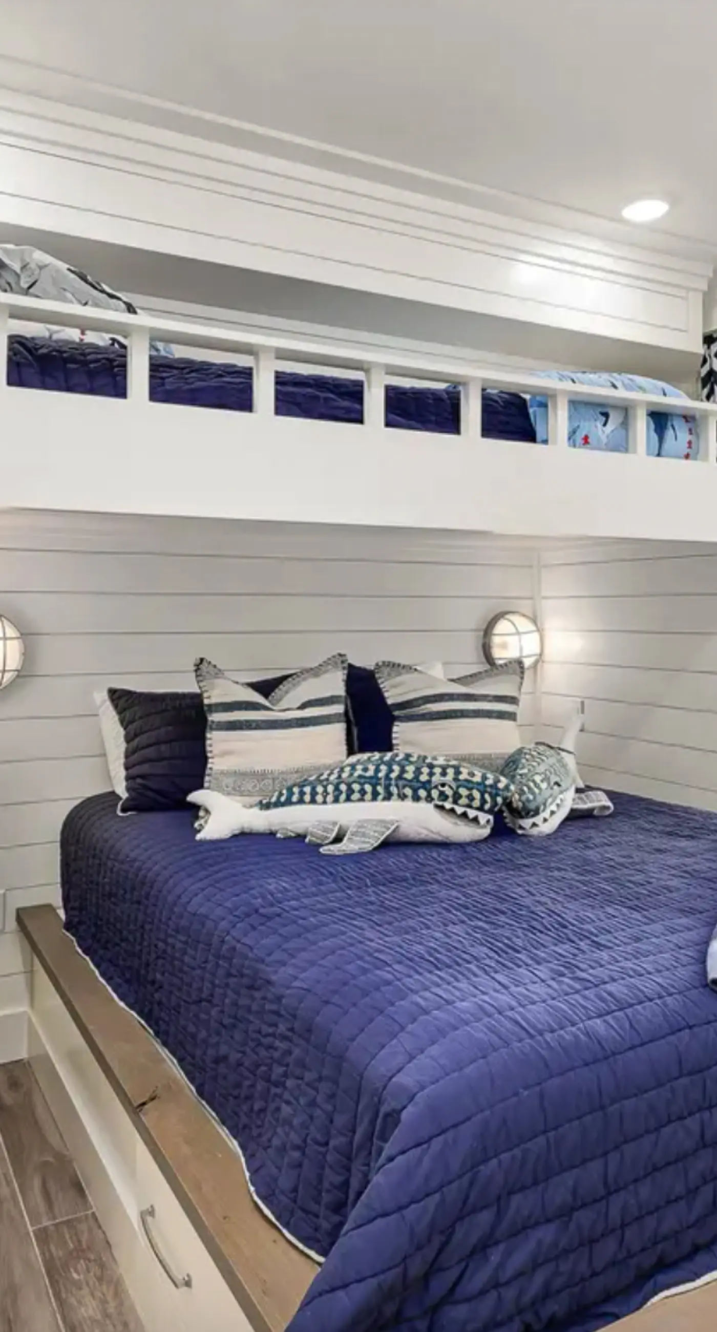 Stunning Beachfront condo with two pools, a hot tub, onsite gym and tennis/pickleball courts.