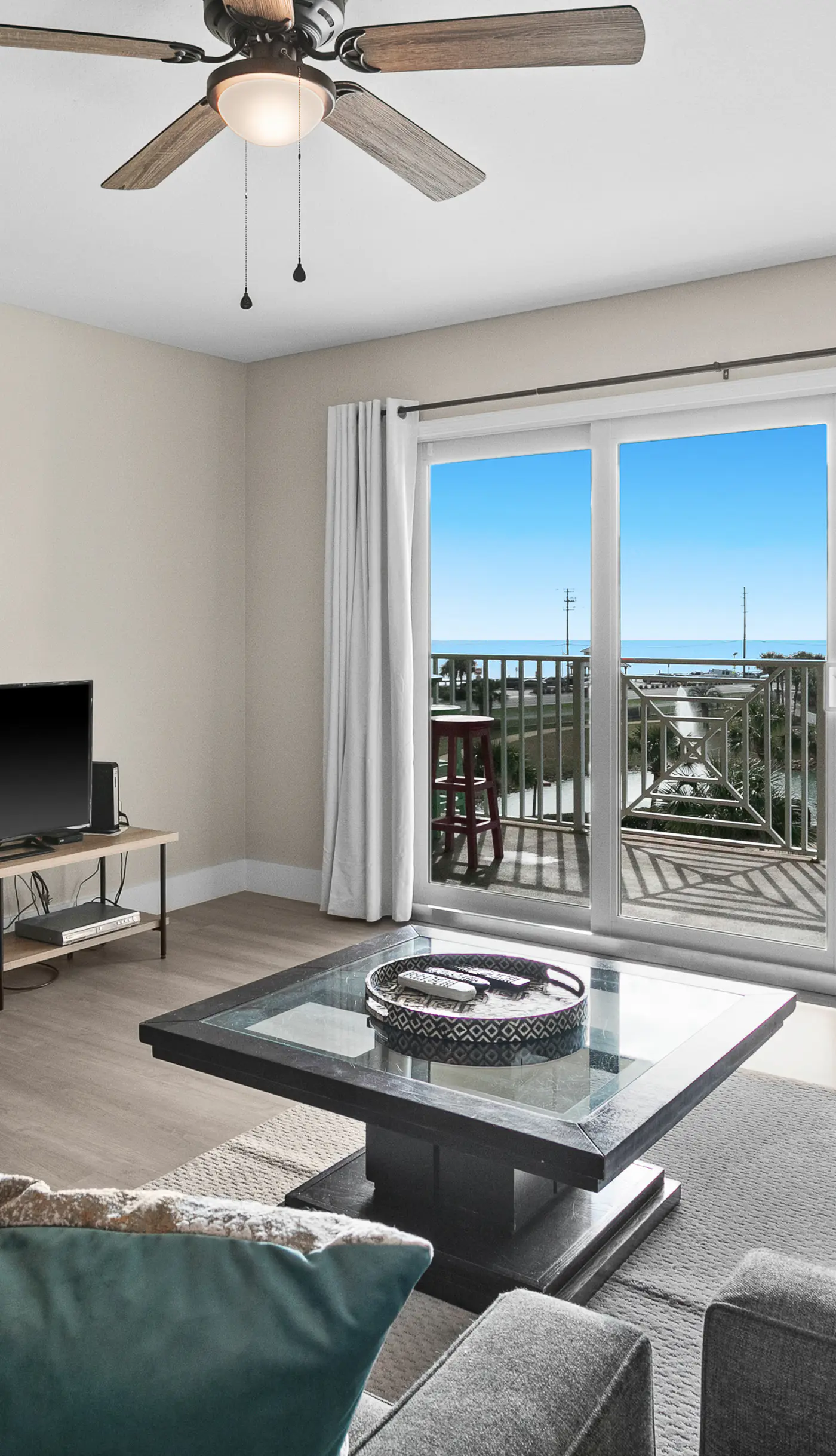 Beautiful coastal condo with Gulf views, shared pool and beach access