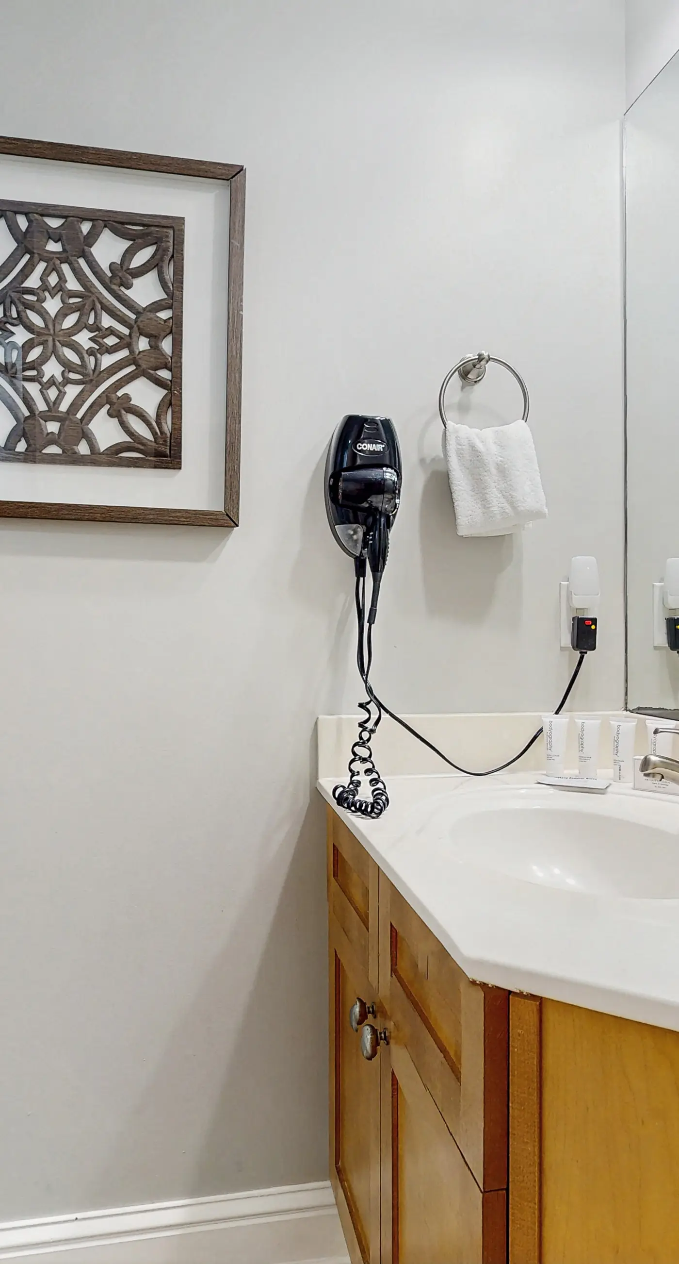 Stylish oceanfront condo including shared pool and beach access