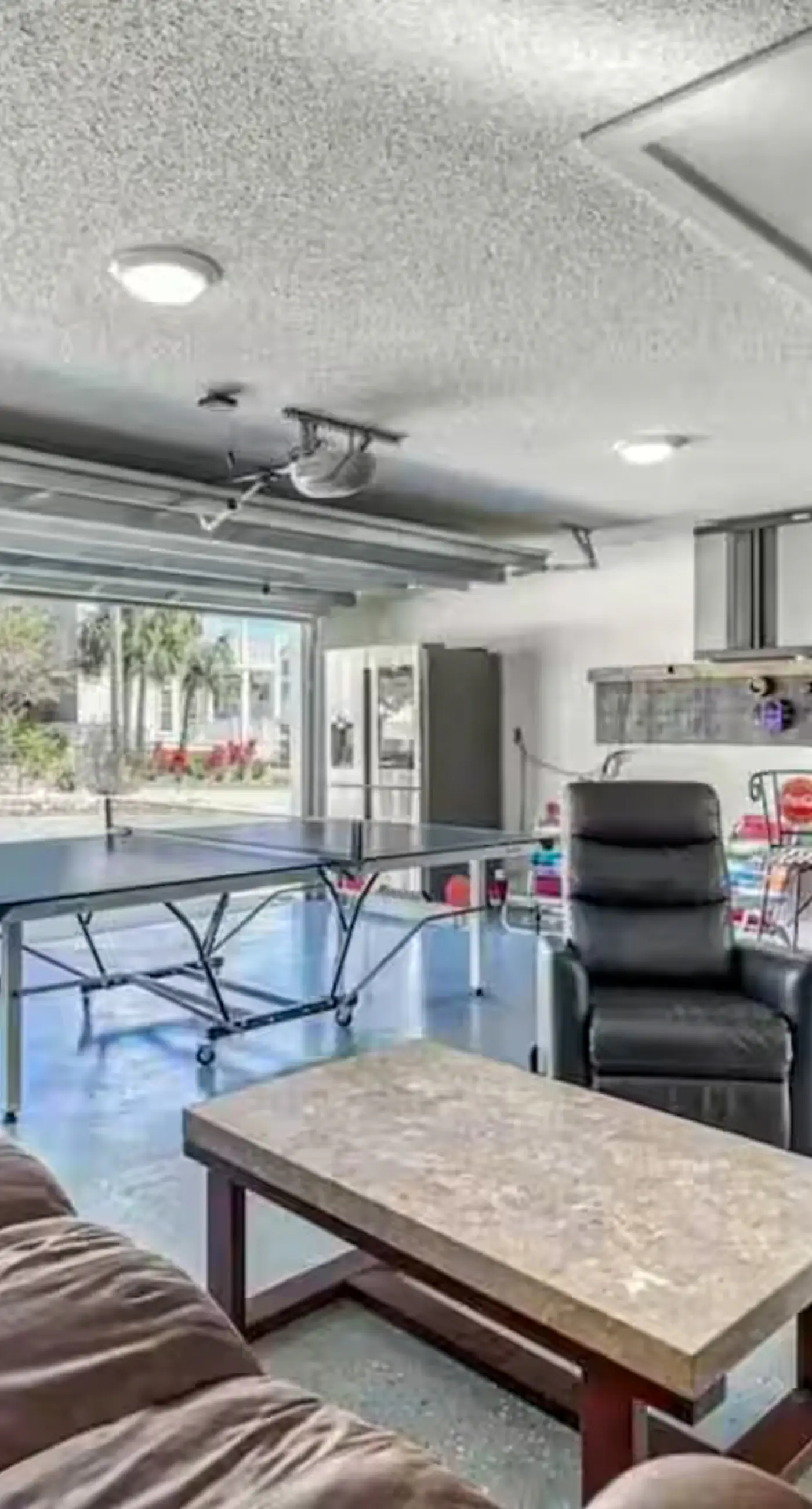 Gorgeous dog-friendly home with private pool & close to everything