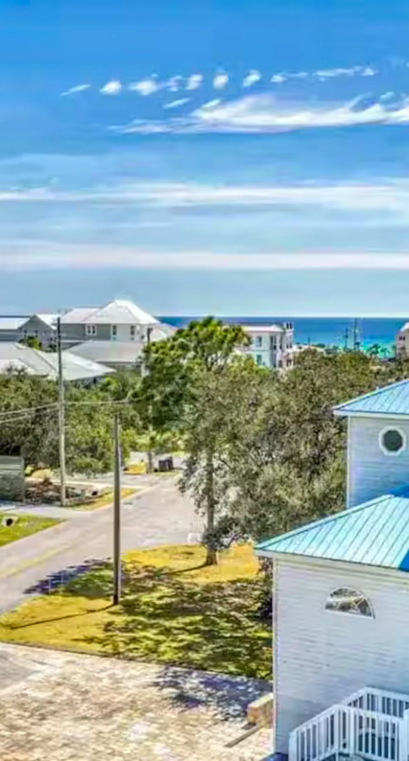Gorgeous dog-friendly home with private pool & close to everything