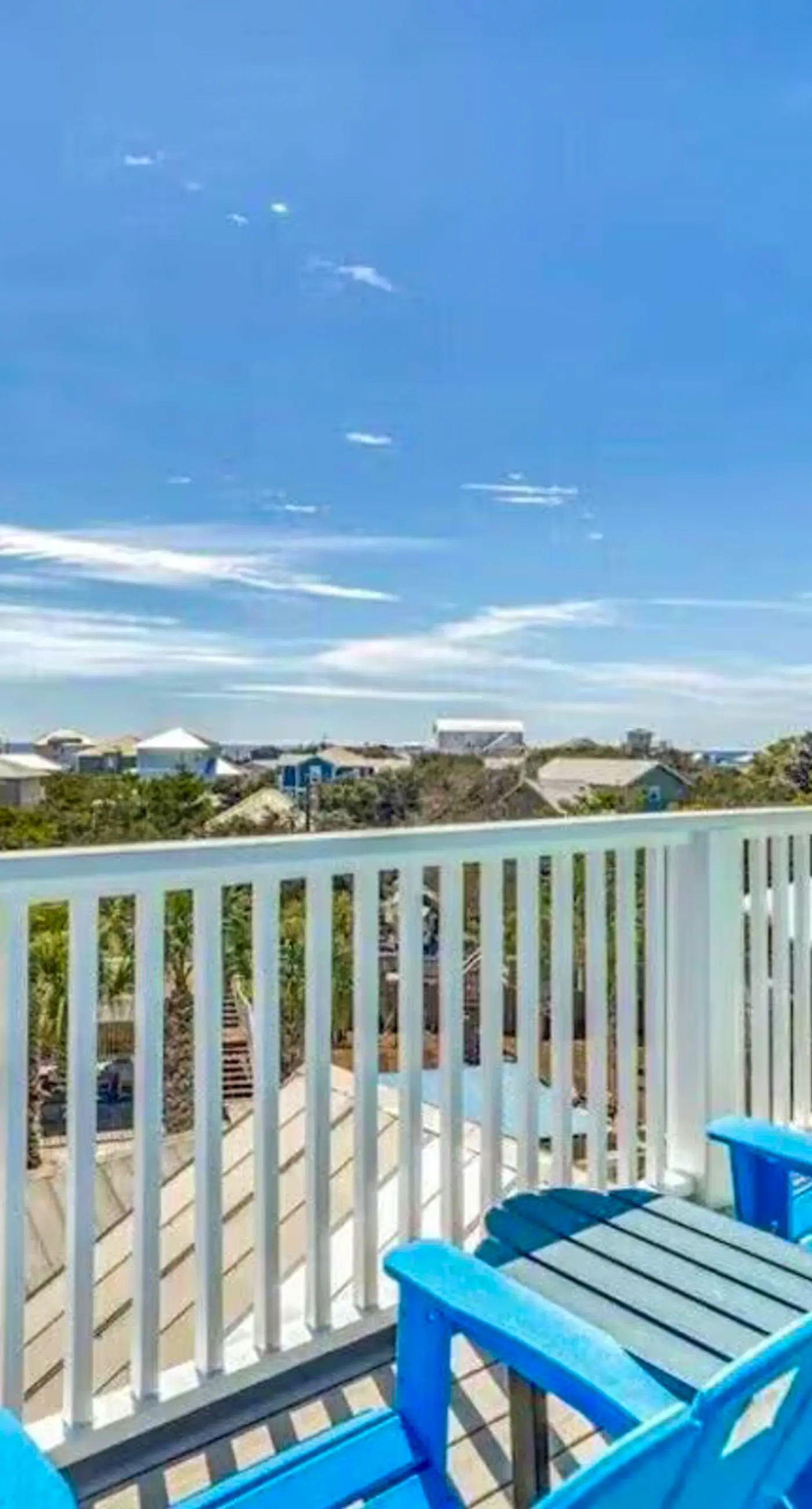 Gorgeous dog-friendly home with private pool & close to everything