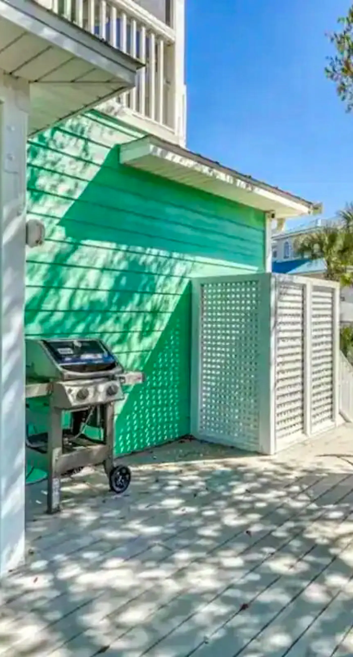 Gorgeous dog-friendly home with private pool & close to everything