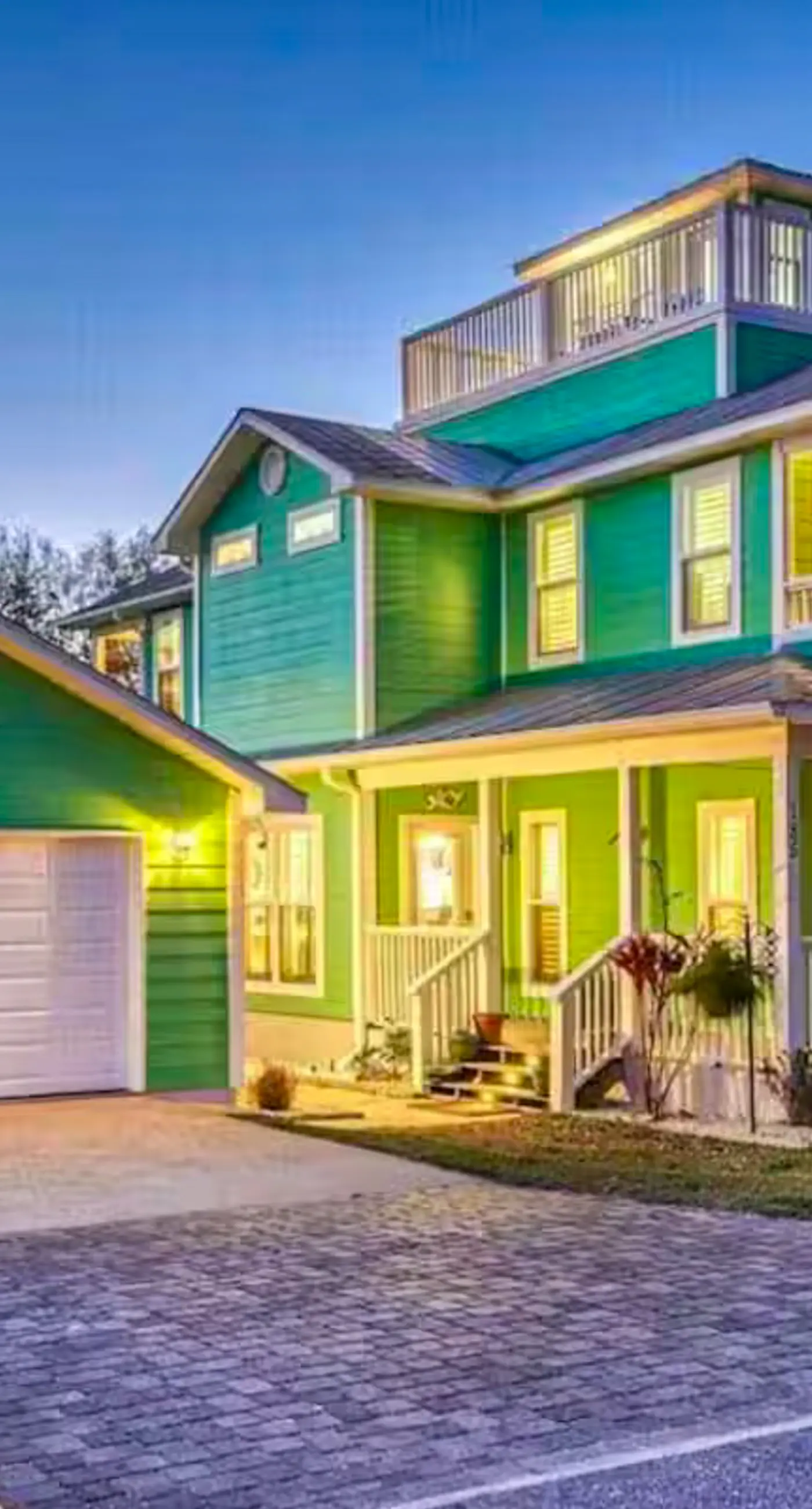 Gorgeous dog-friendly home with private pool & close to everything