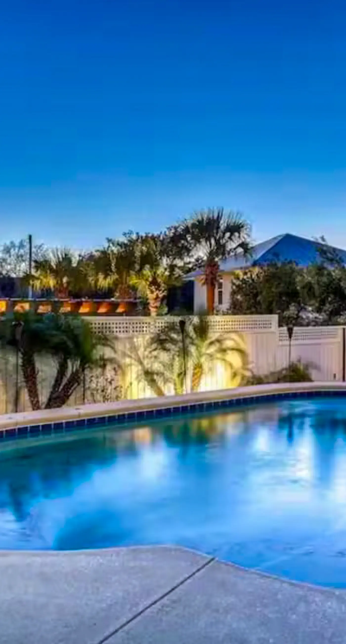 Gorgeous dog-friendly home with private pool & close to everything