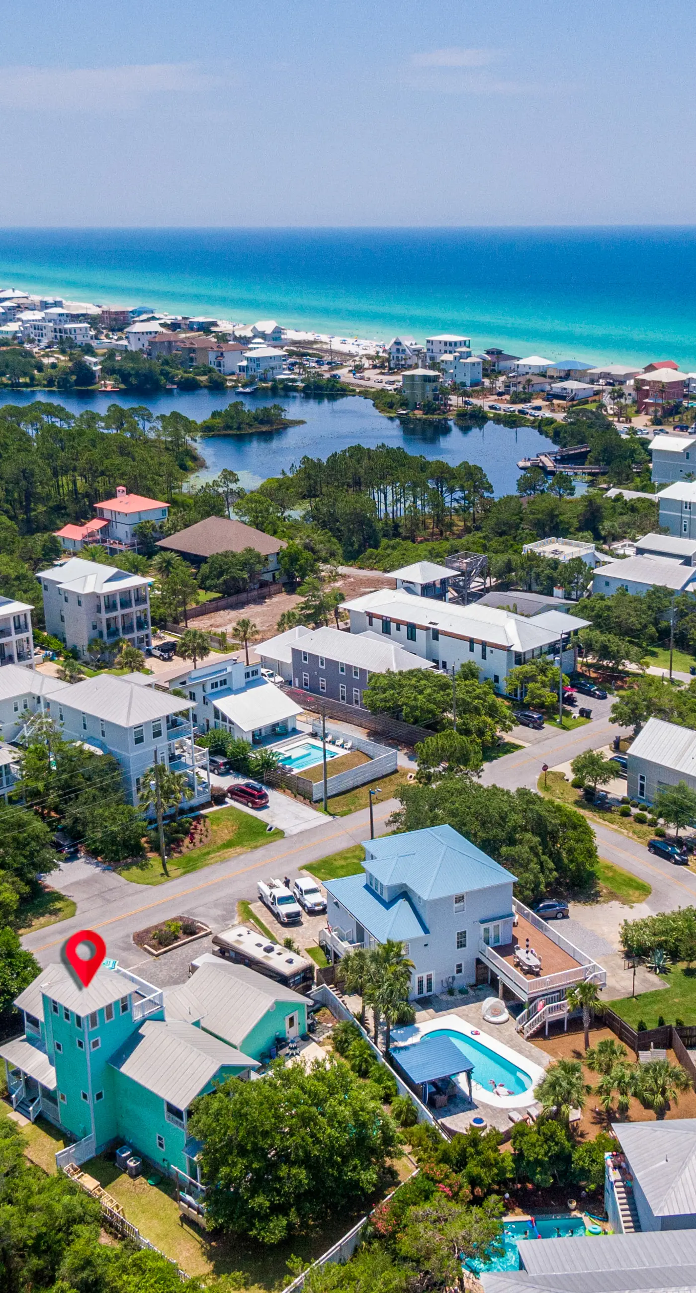 Gorgeous dog-friendly home with private pool & close to everything