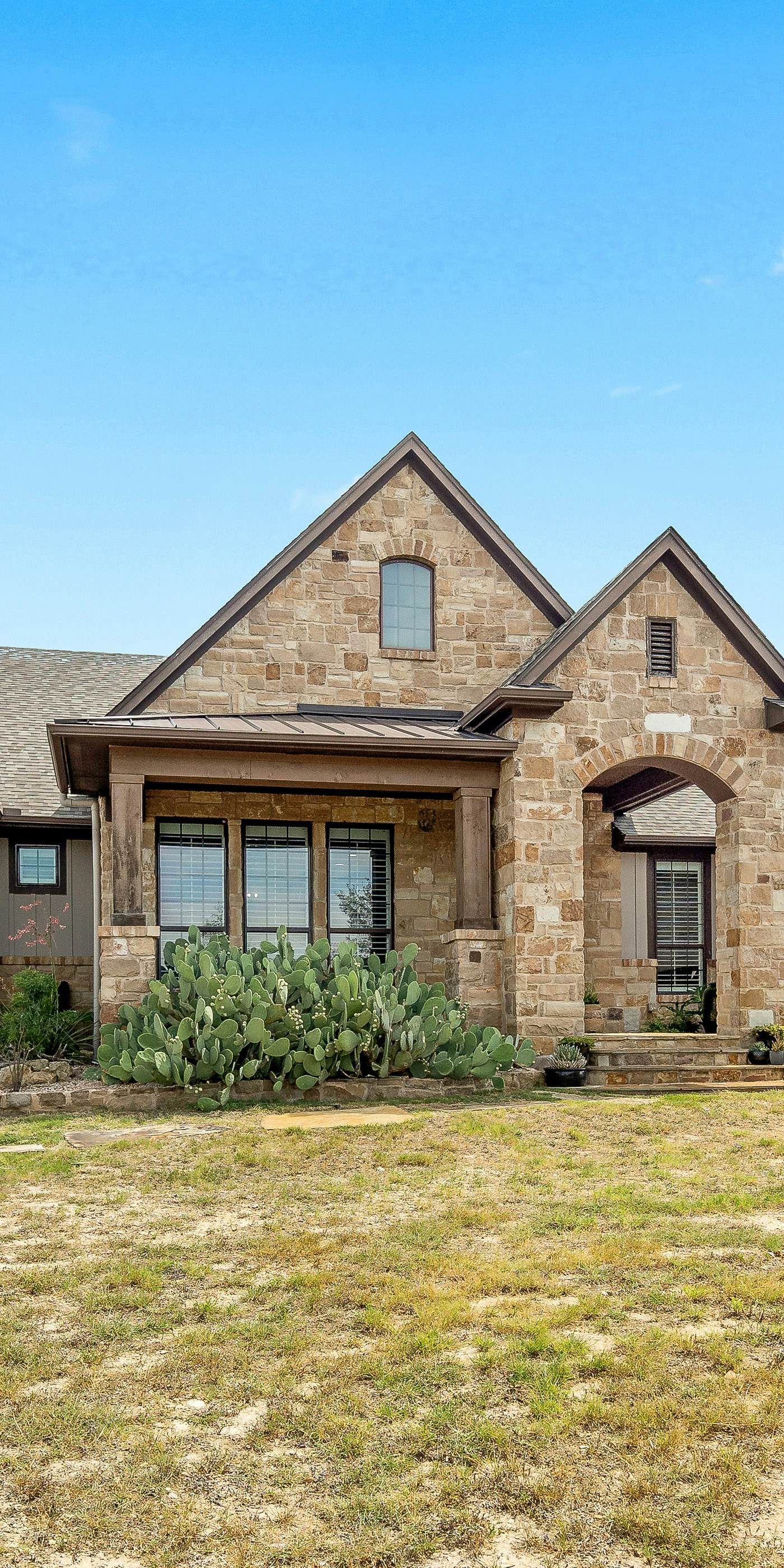 Hill Country Escape-670  Heather Hills