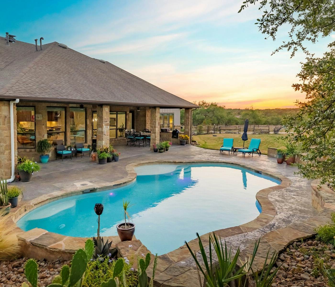 Hill Country Escape-670  Heather Hills