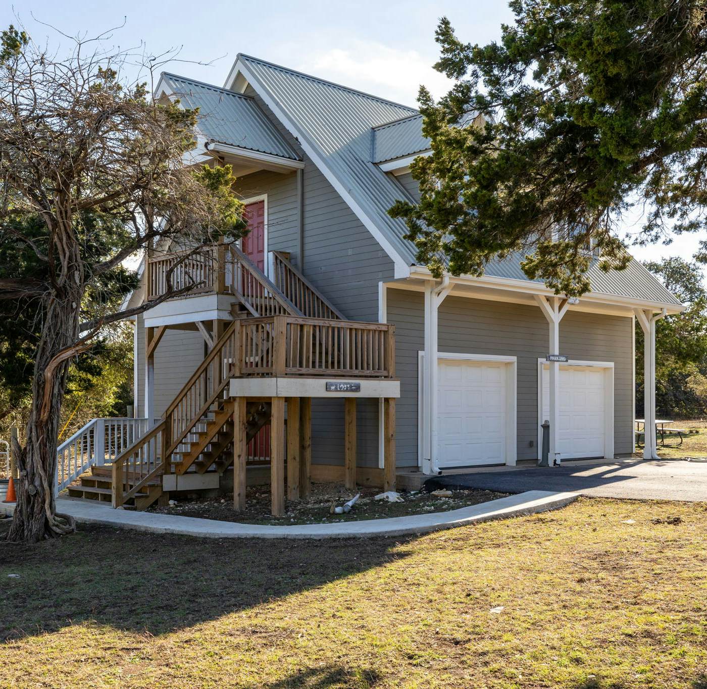 Unique Victorian Estate - The Llama Ranch