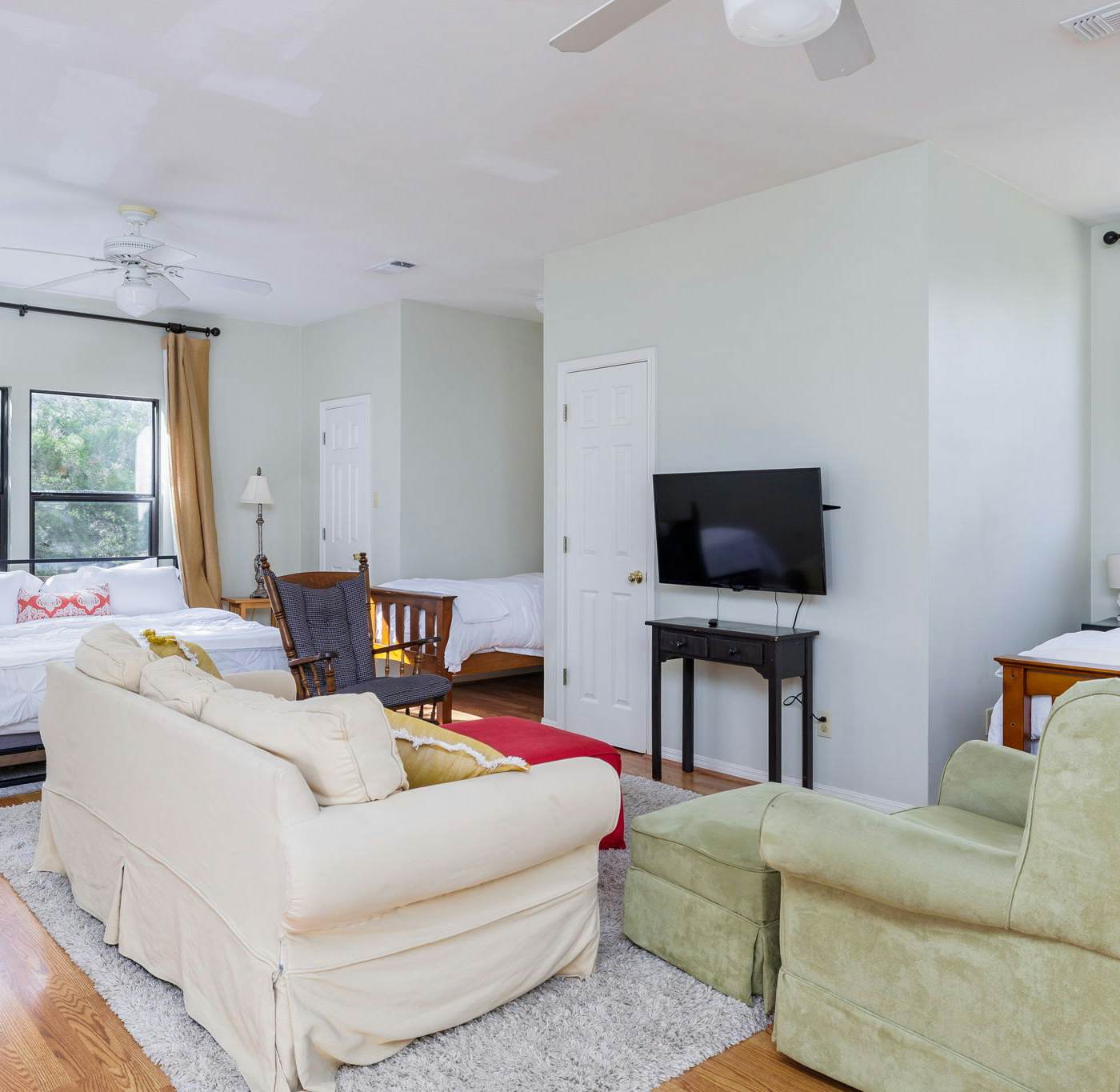 Unique Victorian Estate - The Llama Ranch