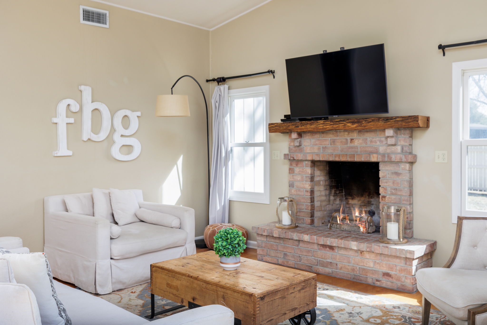 Das Treff Platz- The Gathering Place - Hot Tub!