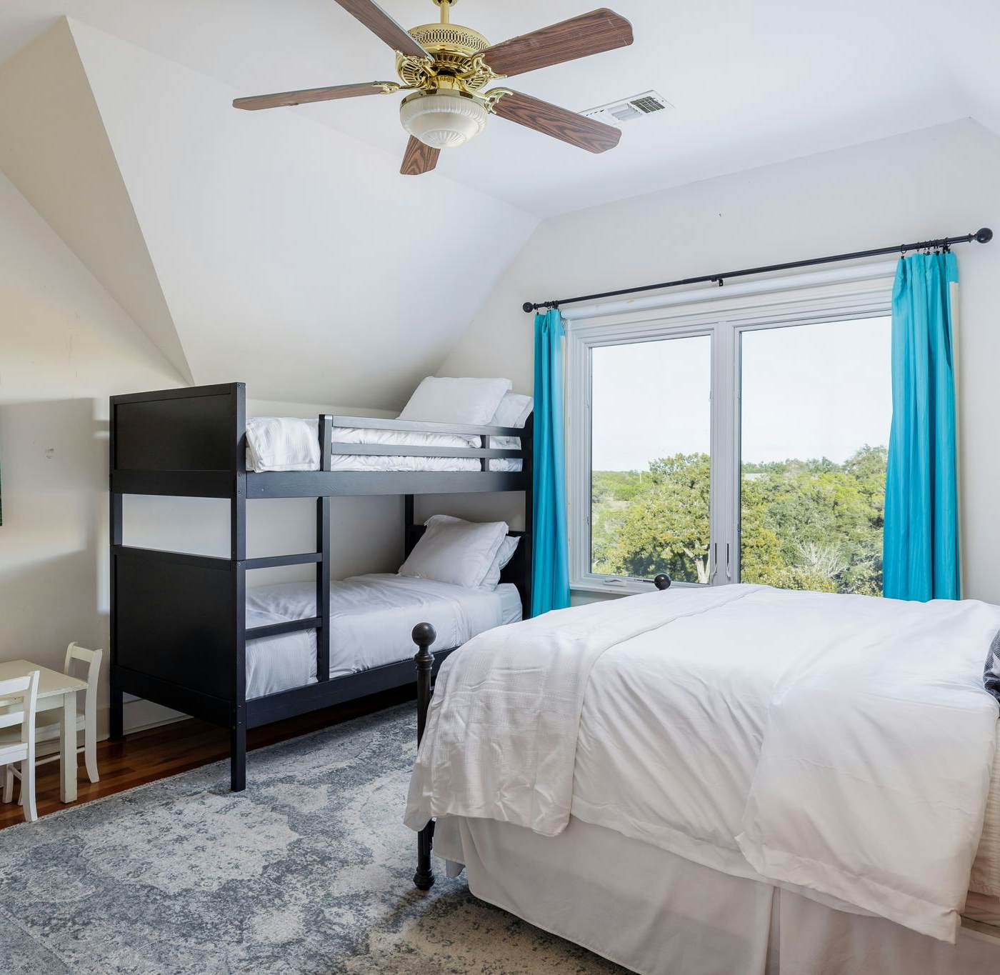 Unique Victorian Home in Llama Ranch