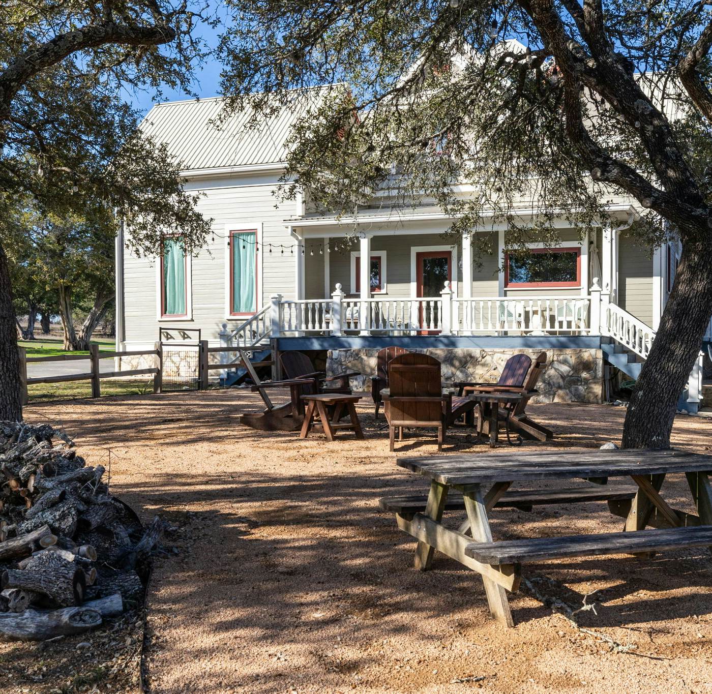 Unique Victorian Home in Llama Ranch