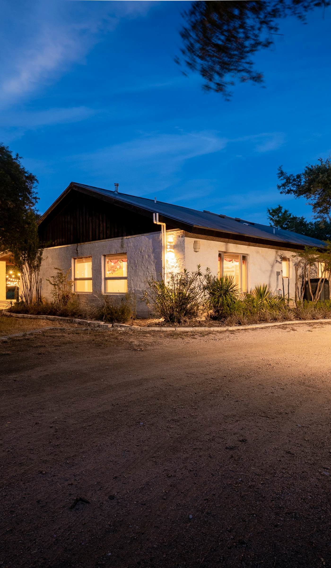 Triple 3 Ranch | Pool, Tennis & Pickleball Retreat