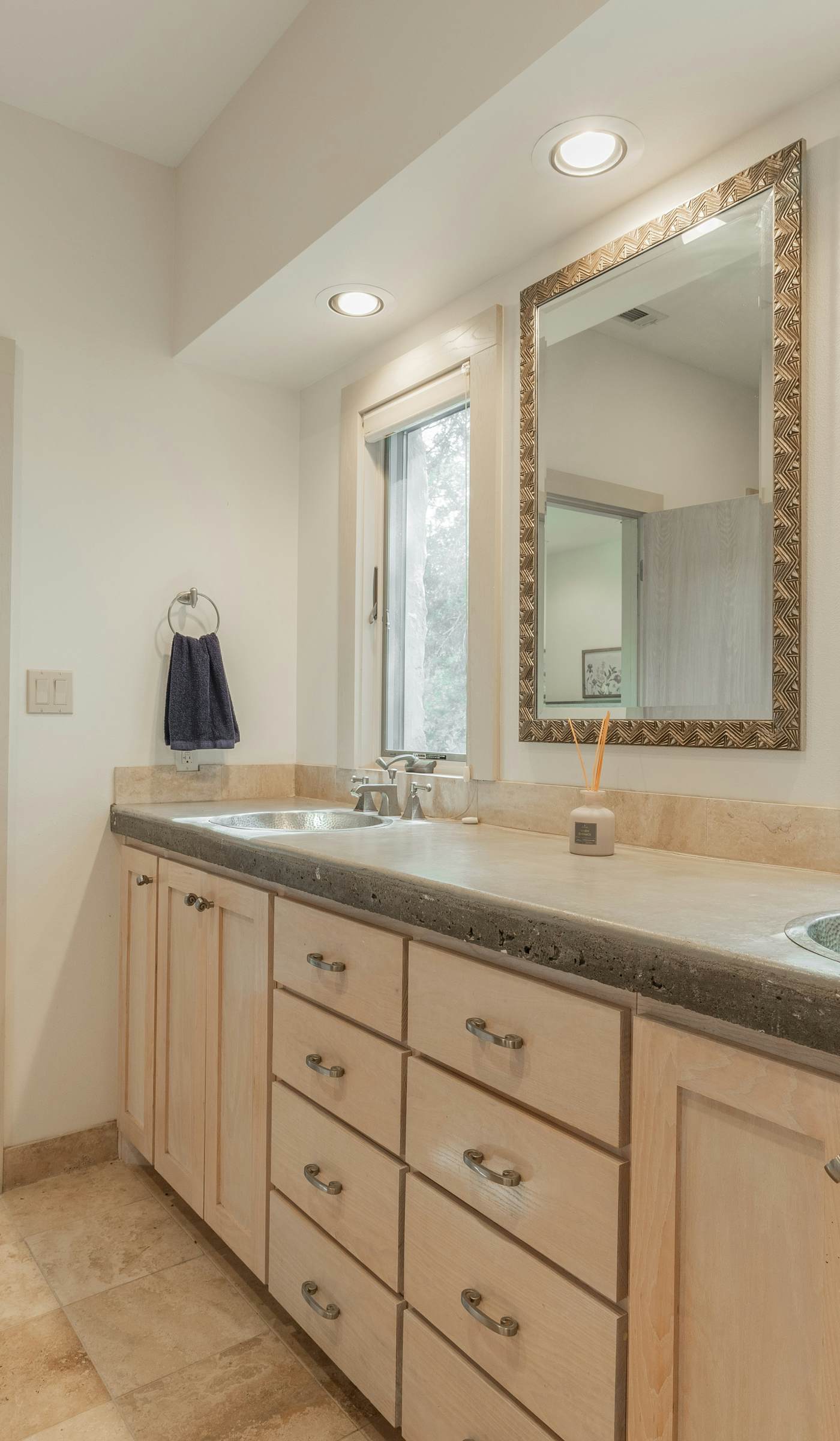 Triple 3 Ranch | Pool, Tennis & Pickleball Retreat