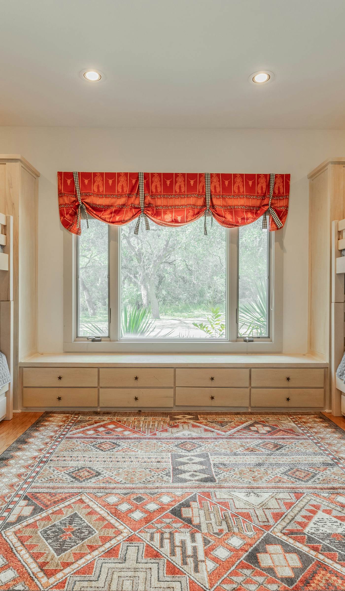 Triple 3 Ranch | Pool, Tennis & Pickleball Retreat