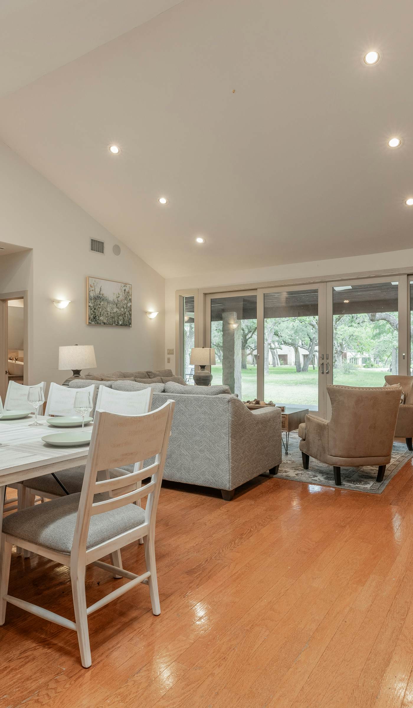 Triple 3 Ranch | Pool, Tennis & Pickleball Retreat