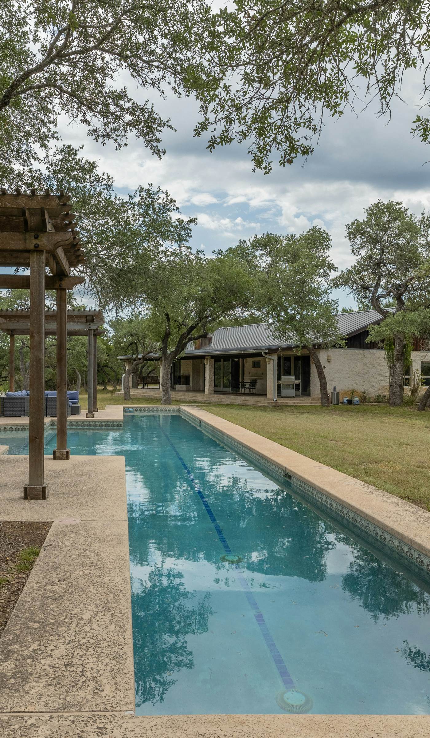 Triple 3 Ranch | Pool, Tennis & Pickleball Retreat