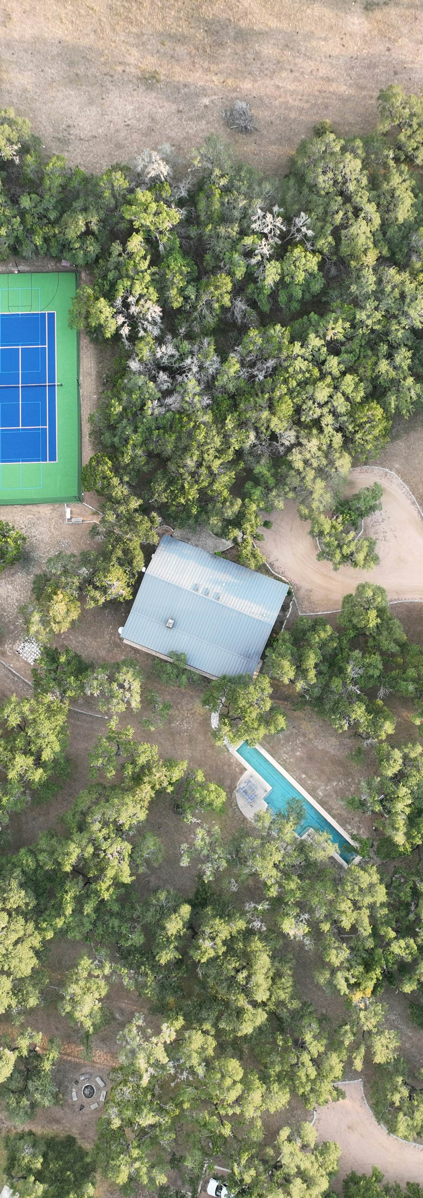 Triple 3 Ranch | Pool, Tennis & Pickleball Retreat