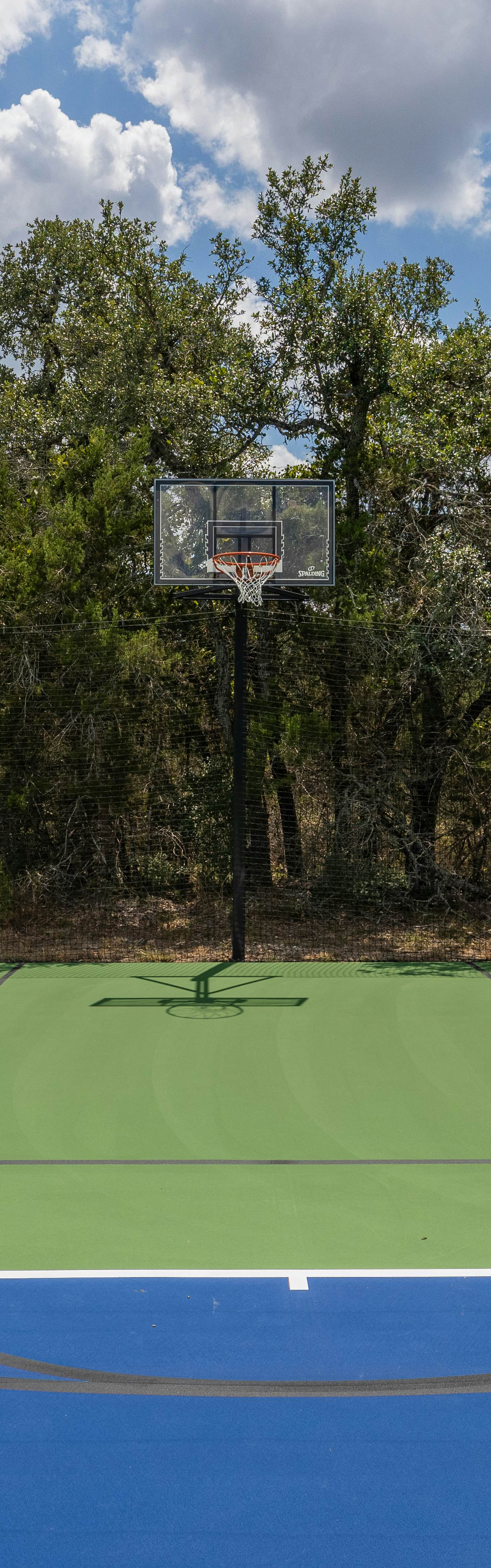 Triple 3 Ranch | Pool, Tennis & Pickleball Retreat